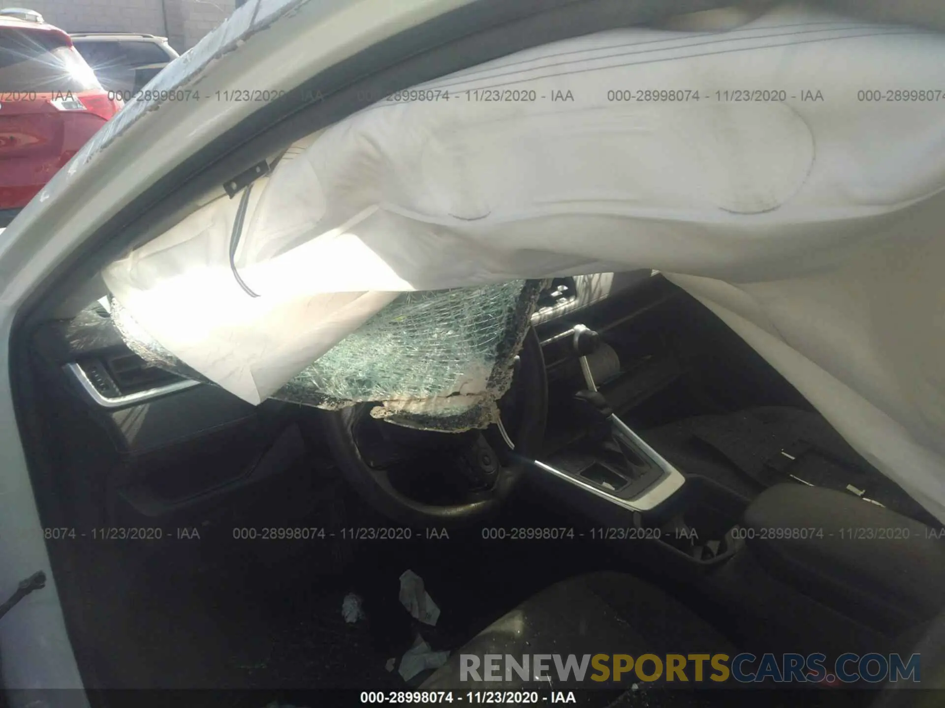 5 fotografías del automóvil dañado JTMW1RFVXKD508065 TOYOTA RAV4 2019