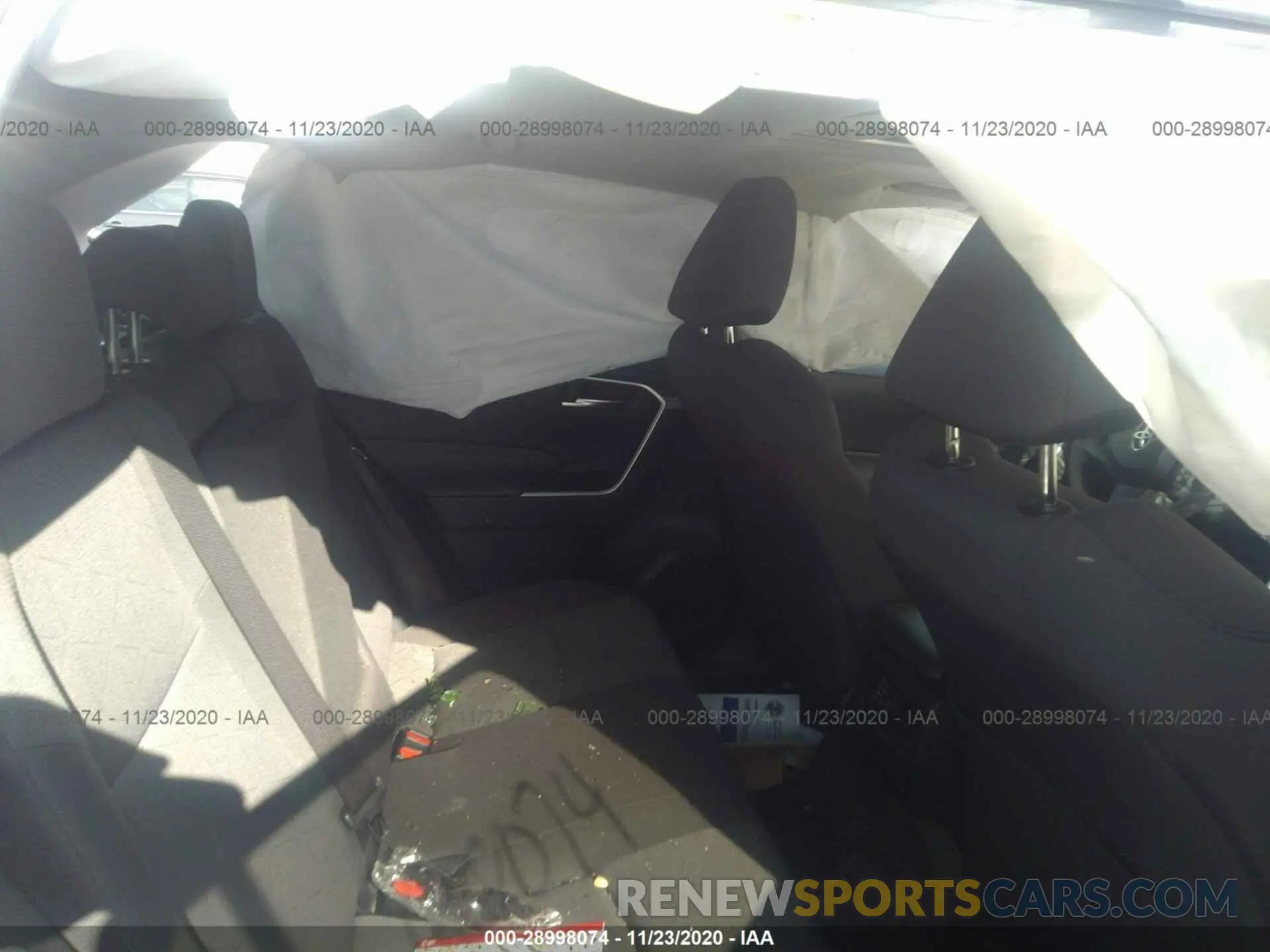 8 fotografías del automóvil dañado JTMW1RFVXKD508065 TOYOTA RAV4 2019