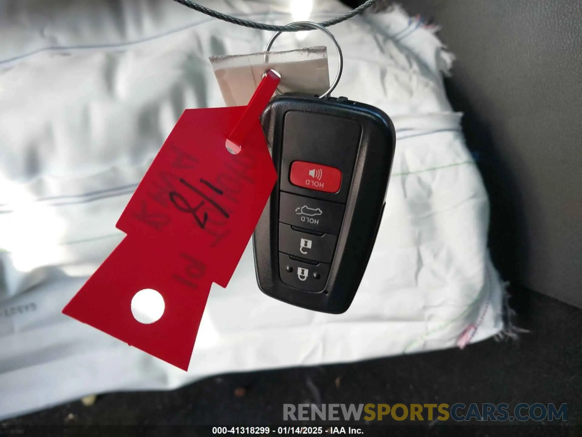 11 fotografías del automóvil dañado JTMY1RFV0KD009736 TOYOTA RAV4 2019