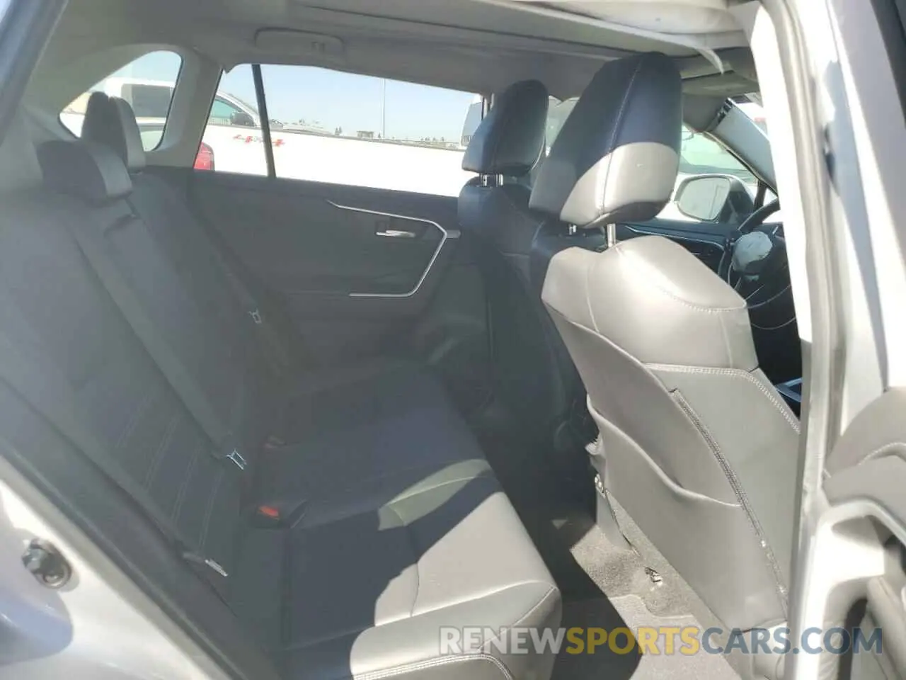 11 fotografías del automóvil dañado JTMY1RFV9KD501200 TOYOTA RAV4 2019