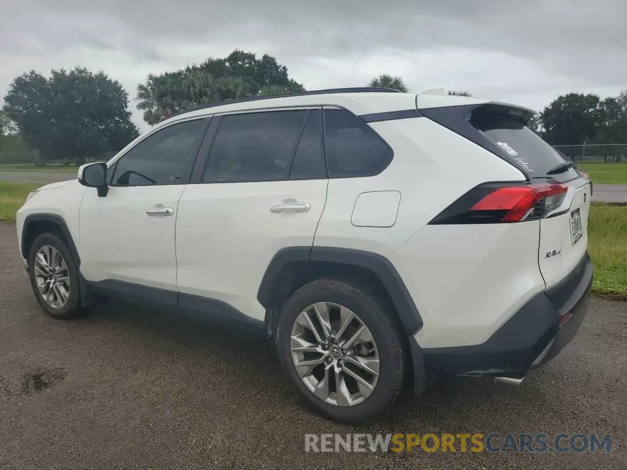 2 fotografías del automóvil dañado JTMY1RFV9KD502900 TOYOTA RAV4 2019