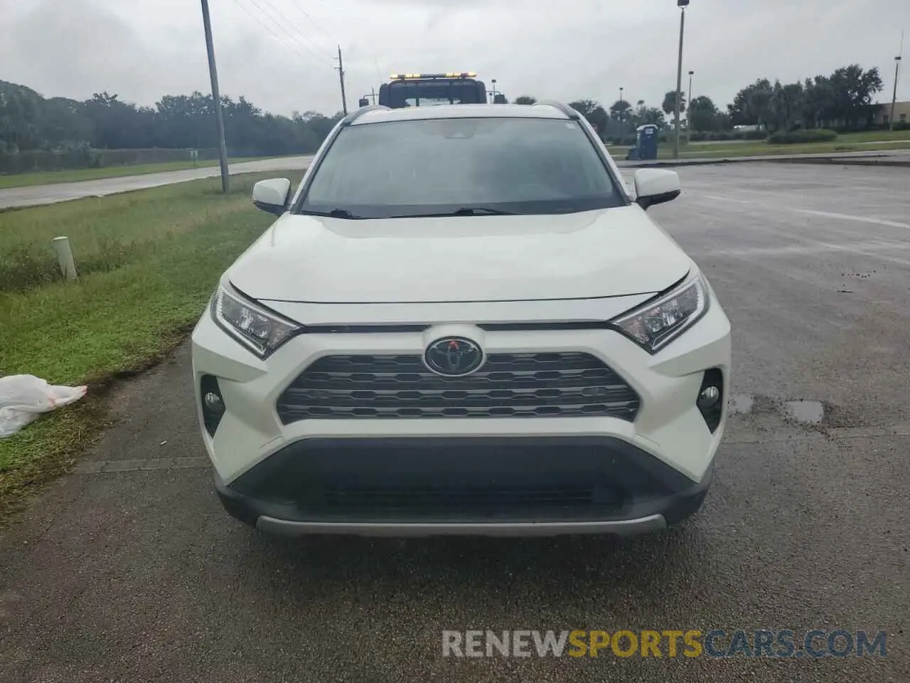 5 fotografías del automóvil dañado JTMY1RFV9KD502900 TOYOTA RAV4 2019