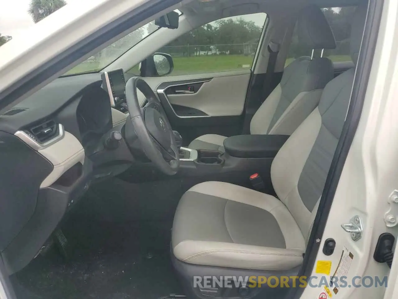 7 fotografías del automóvil dañado JTMY1RFV9KD502900 TOYOTA RAV4 2019