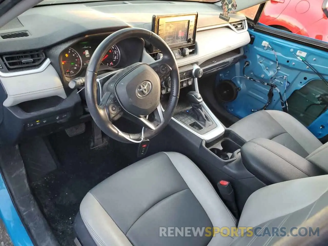 8 fotografías del automóvil dañado 2T3A1RFV1LC112364 TOYOTA RAV4 2020
