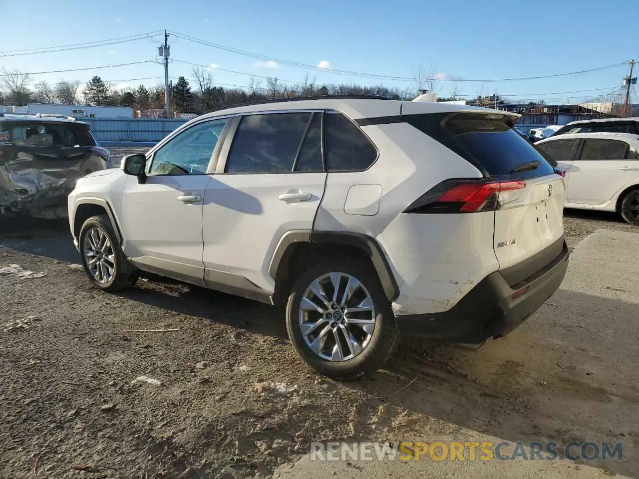 2 fotografías del automóvil dañado 2T3A1RFV2LW135831 TOYOTA RAV4 2020