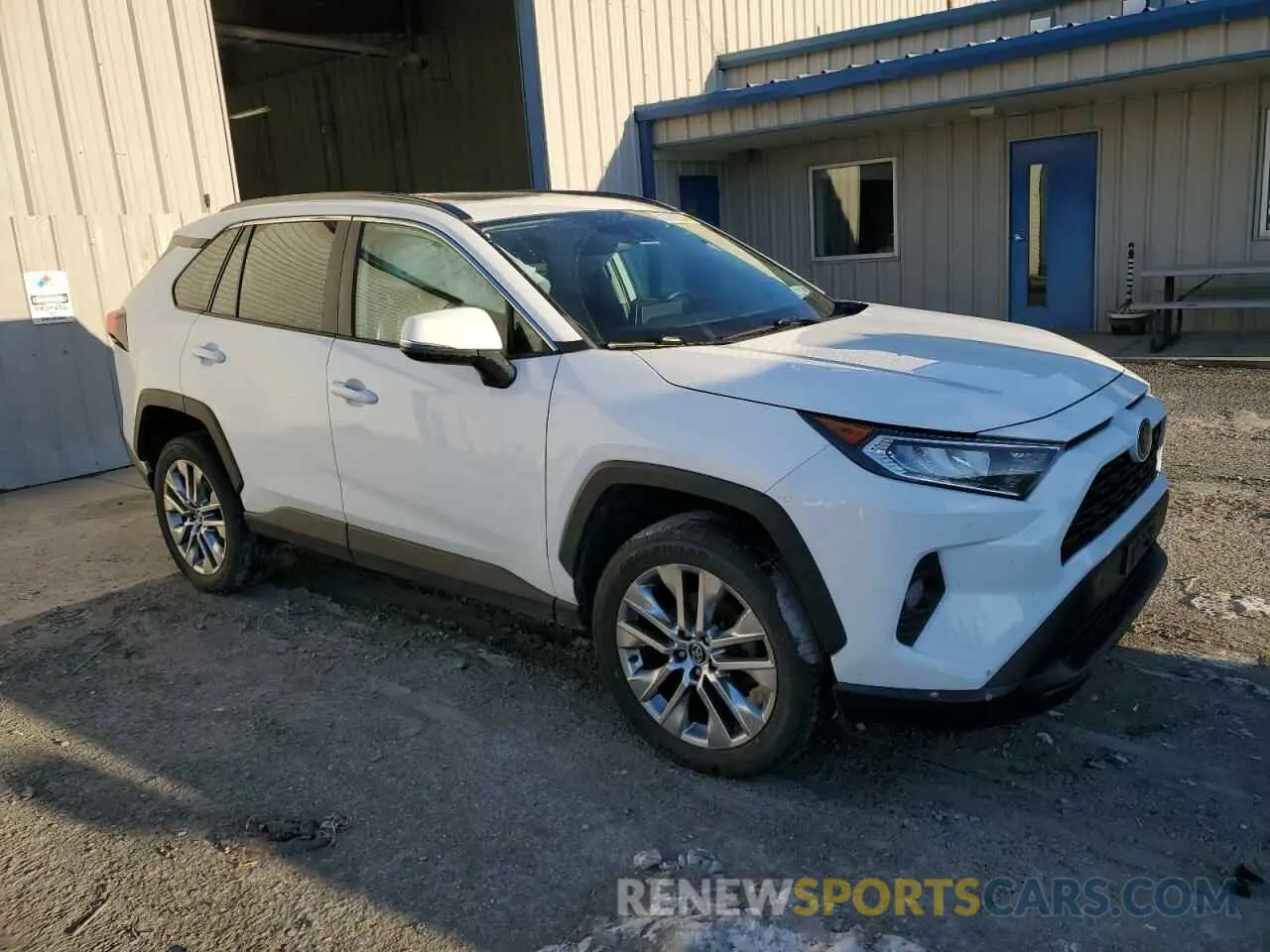 4 fotografías del automóvil dañado 2T3A1RFV2LW135831 TOYOTA RAV4 2020