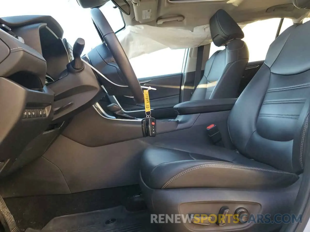 7 fotografías del automóvil dañado 2T3A1RFV2LW135831 TOYOTA RAV4 2020