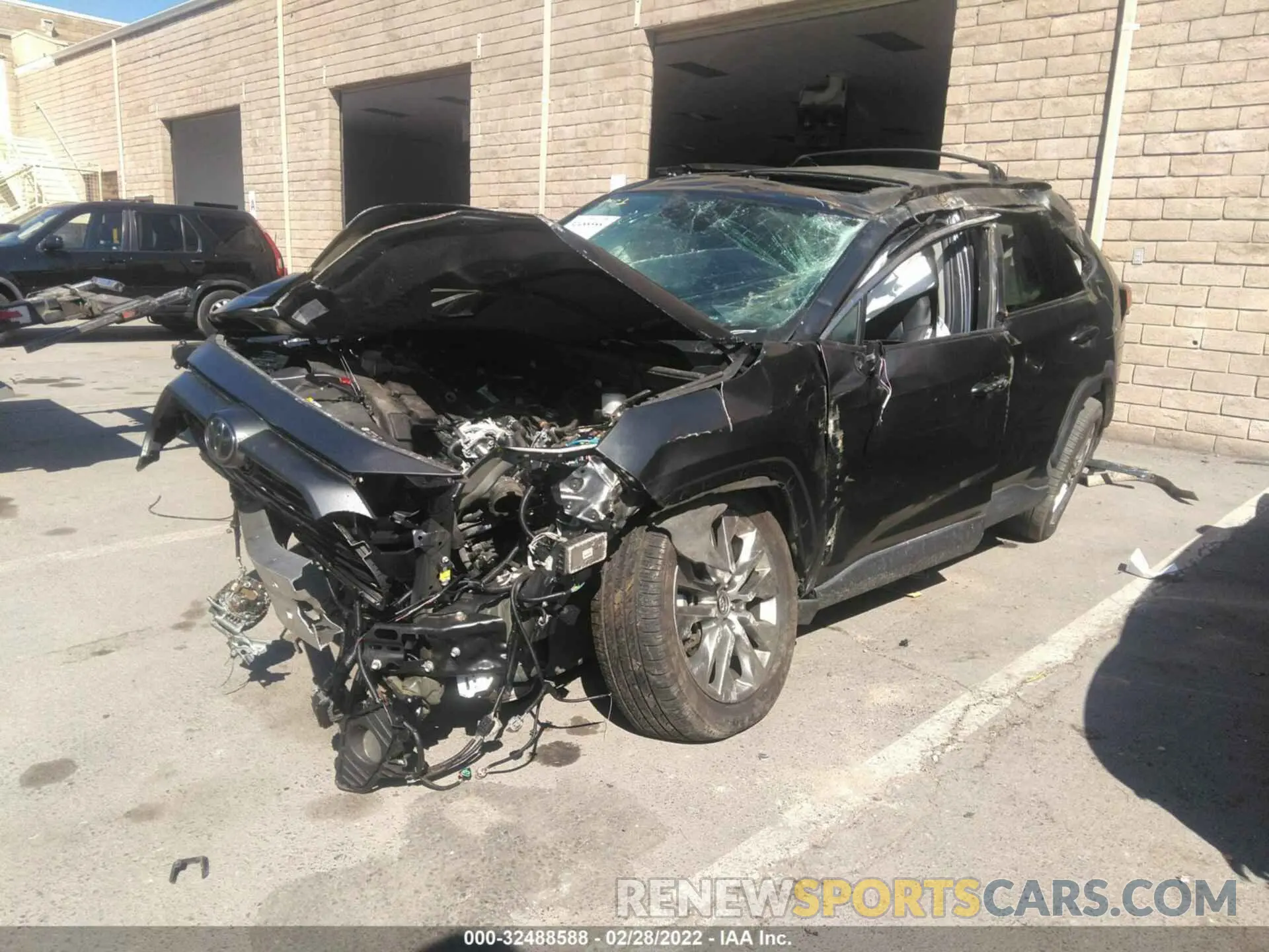 2 fotografías del automóvil dañado 2T3A1RFV4LC140403 TOYOTA RAV4 2020