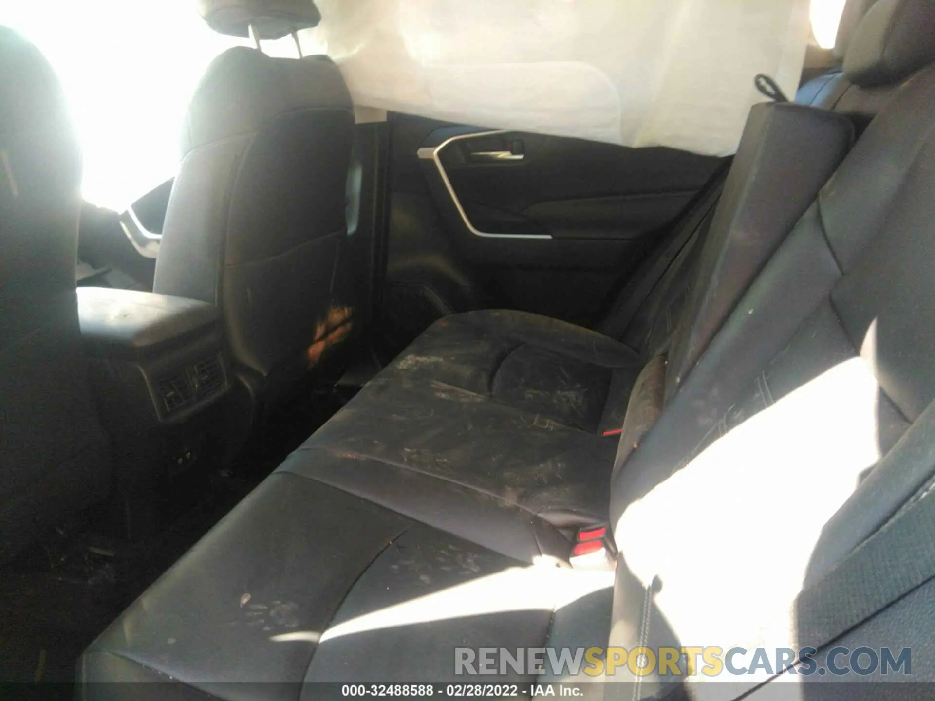 8 fotografías del automóvil dañado 2T3A1RFV4LC140403 TOYOTA RAV4 2020