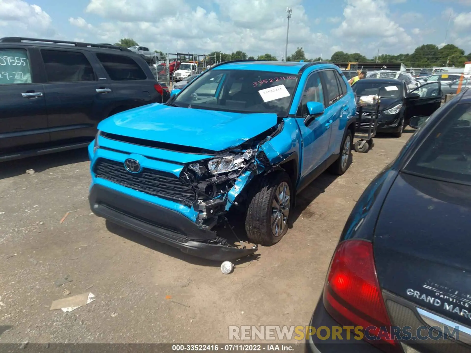 2 fotografías del automóvil dañado 2T3A1RFV8LC133325 TOYOTA RAV4 2020