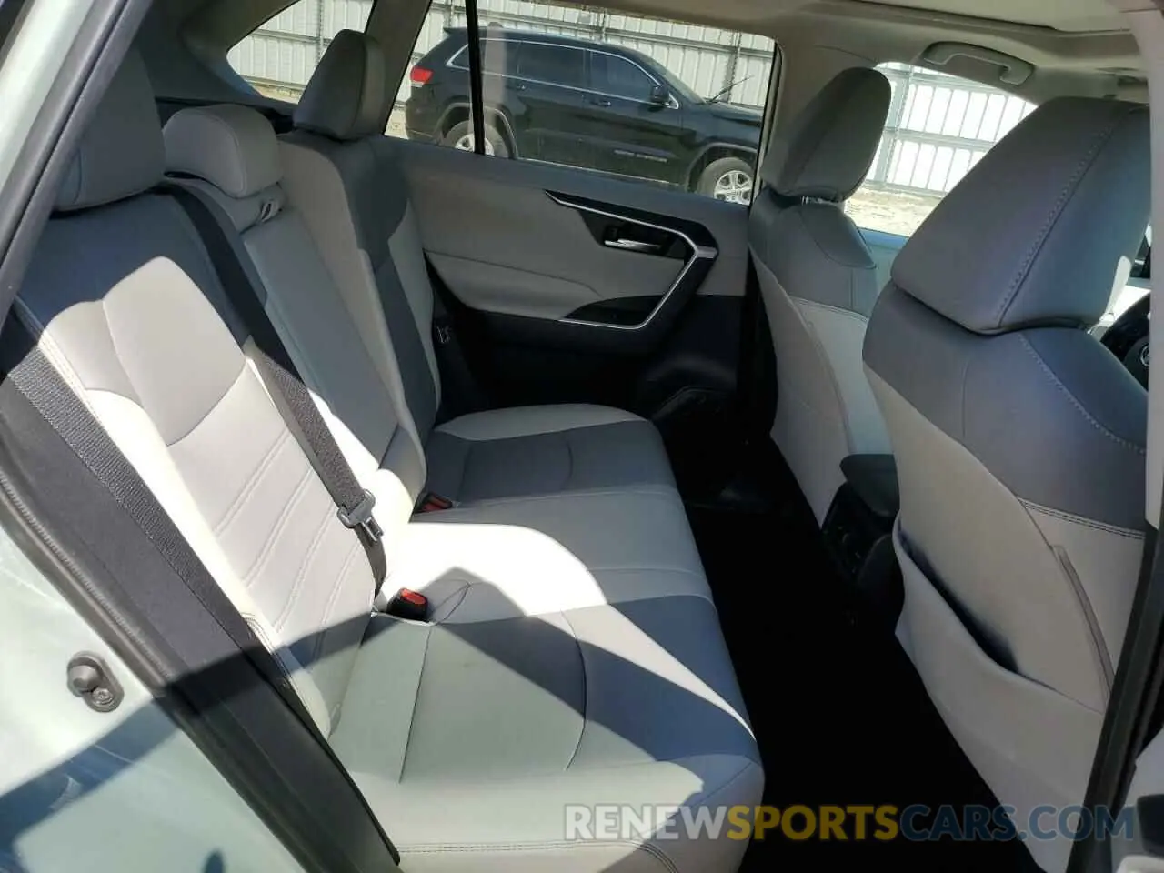 12 fotografías del automóvil dañado 2T3A1RFVXLW110658 TOYOTA RAV4 2020