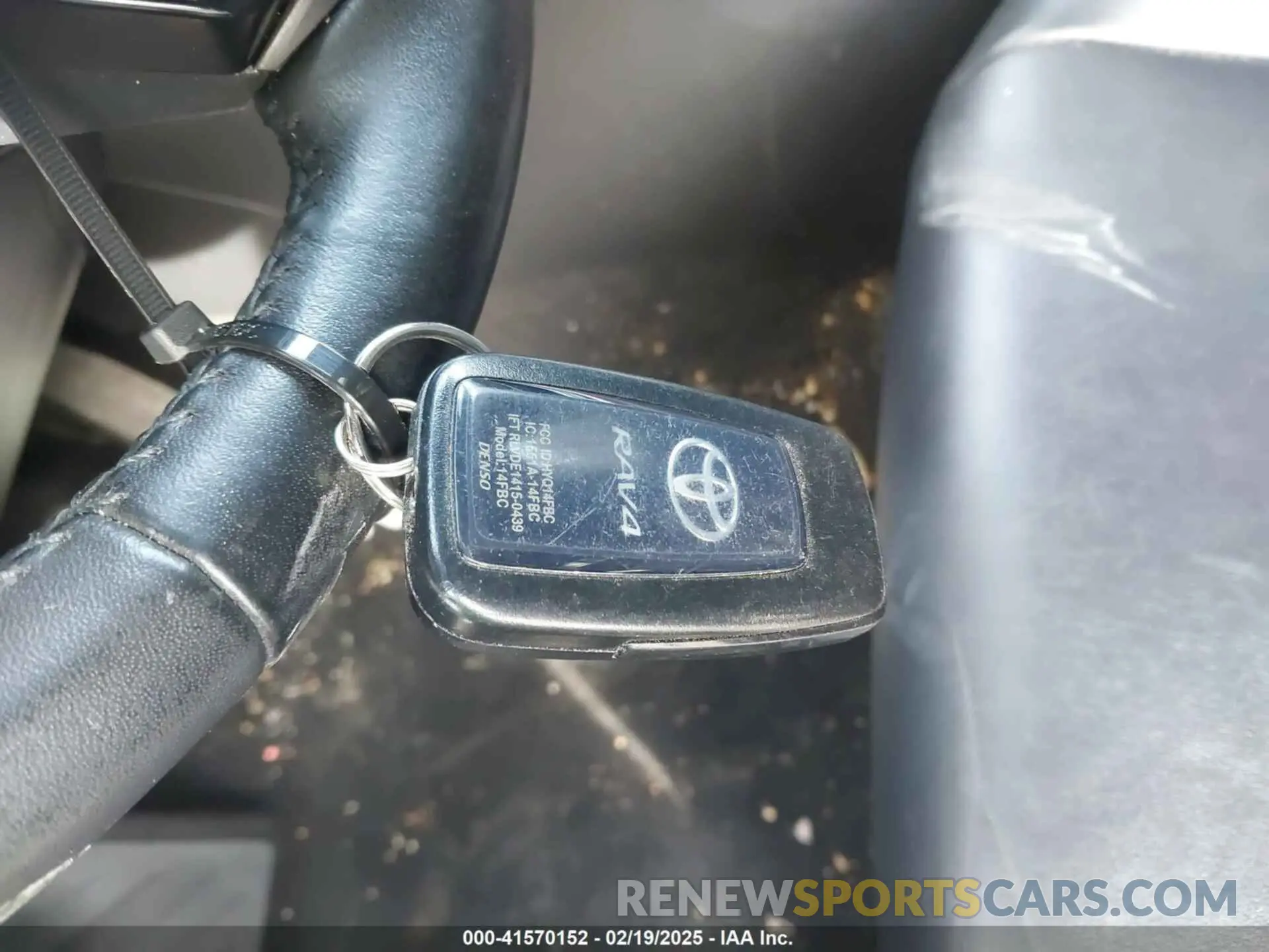 11 fotografías del automóvil dañado 2T3A1RFVXLW123961 TOYOTA RAV4 2020