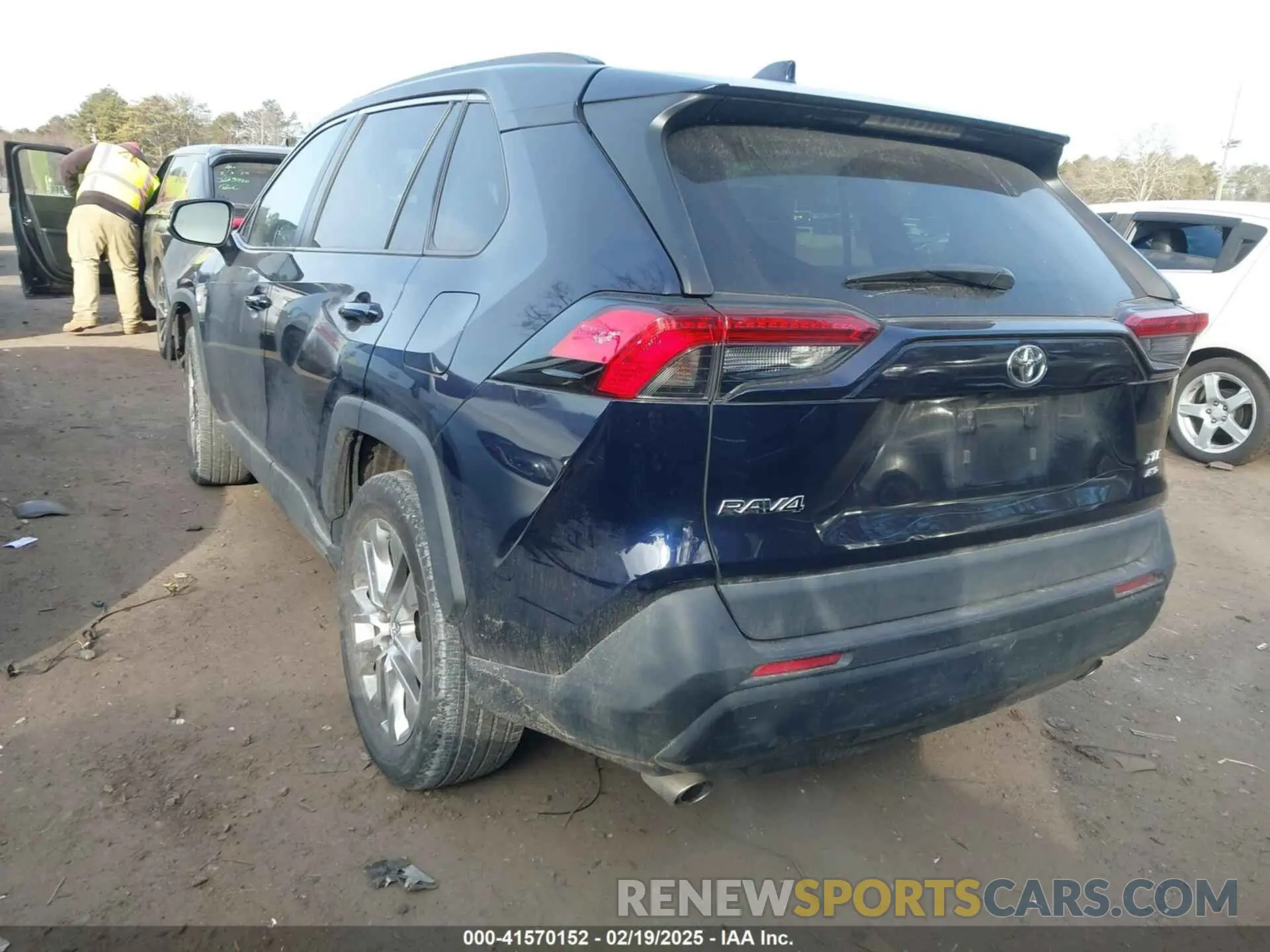 3 fotografías del automóvil dañado 2T3A1RFVXLW123961 TOYOTA RAV4 2020