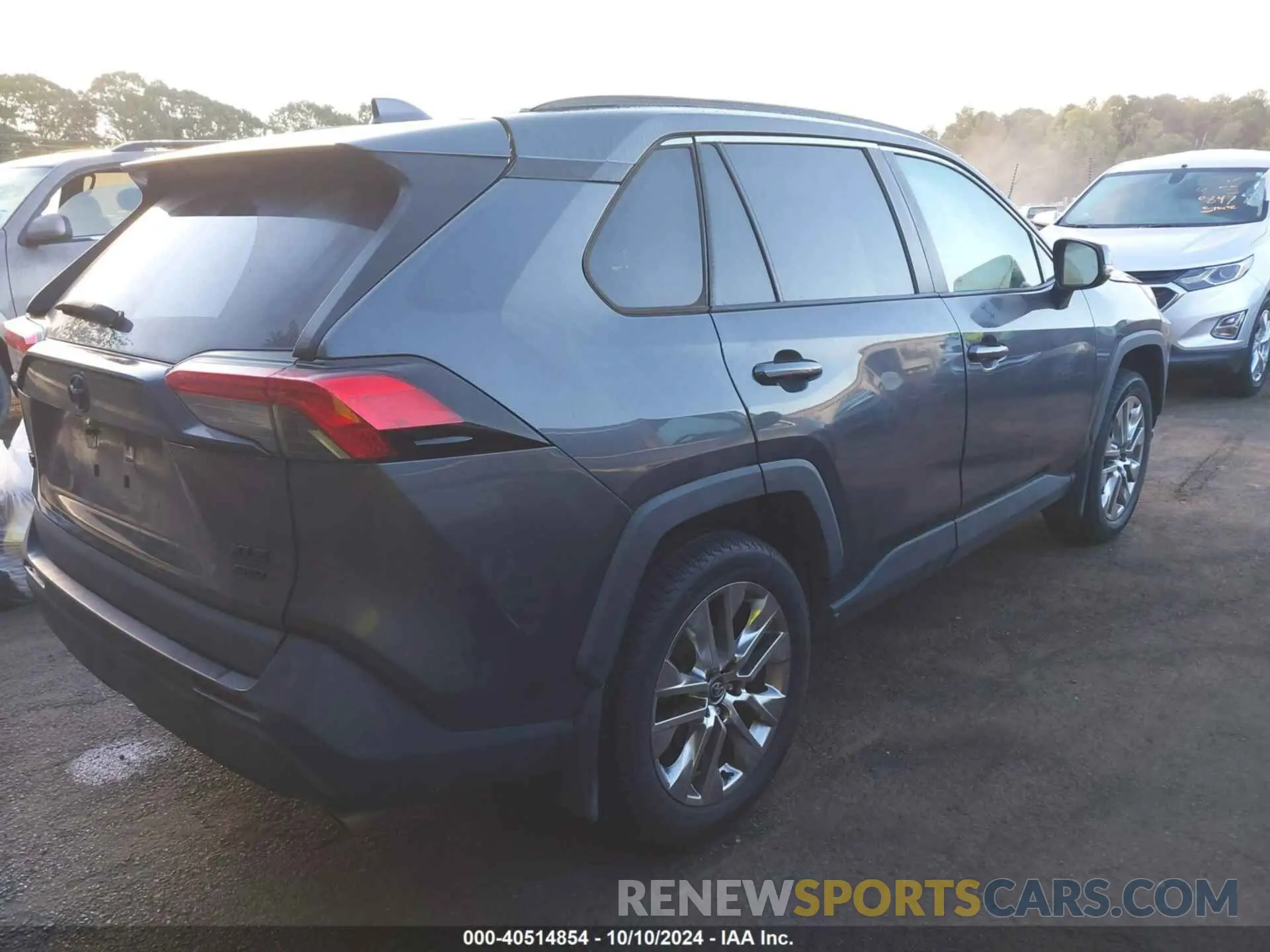 4 fotografías del automóvil dañado 2T3A1RFVXLW138699 TOYOTA RAV4 2020