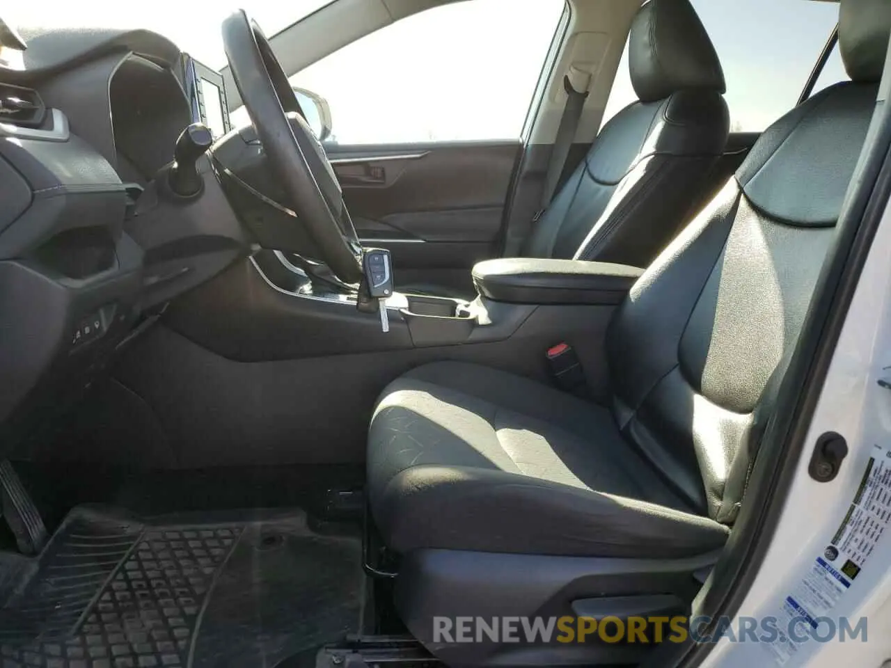 7 fotografías del automóvil dañado 2T3B1RFV0LW094023 TOYOTA RAV4 2020