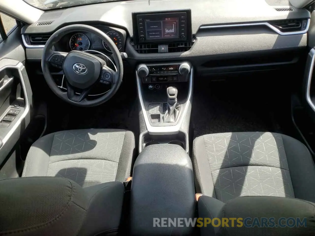 8 fotografías del automóvil dañado 2T3B1RFVXLW121986 TOYOTA RAV4 2020