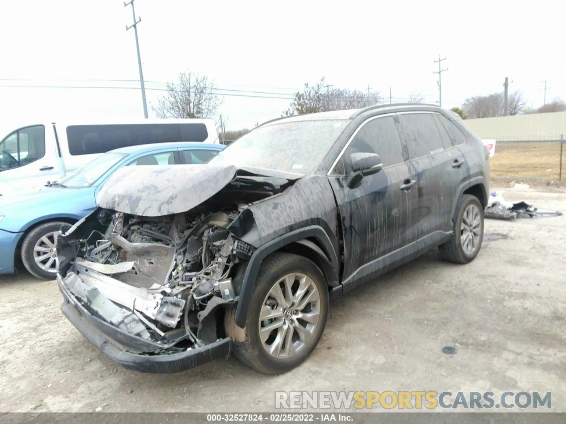 2 fotografías del automóvil dañado 2T3C1RFV0LC041103 TOYOTA RAV4 2020