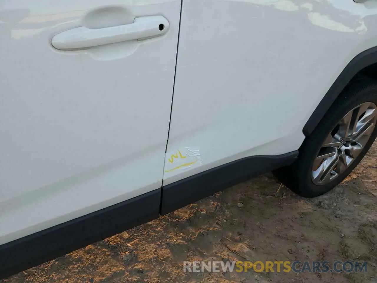 13 fotografías del automóvil dañado 2T3C1RFV1LC077172 TOYOTA RAV4 2020