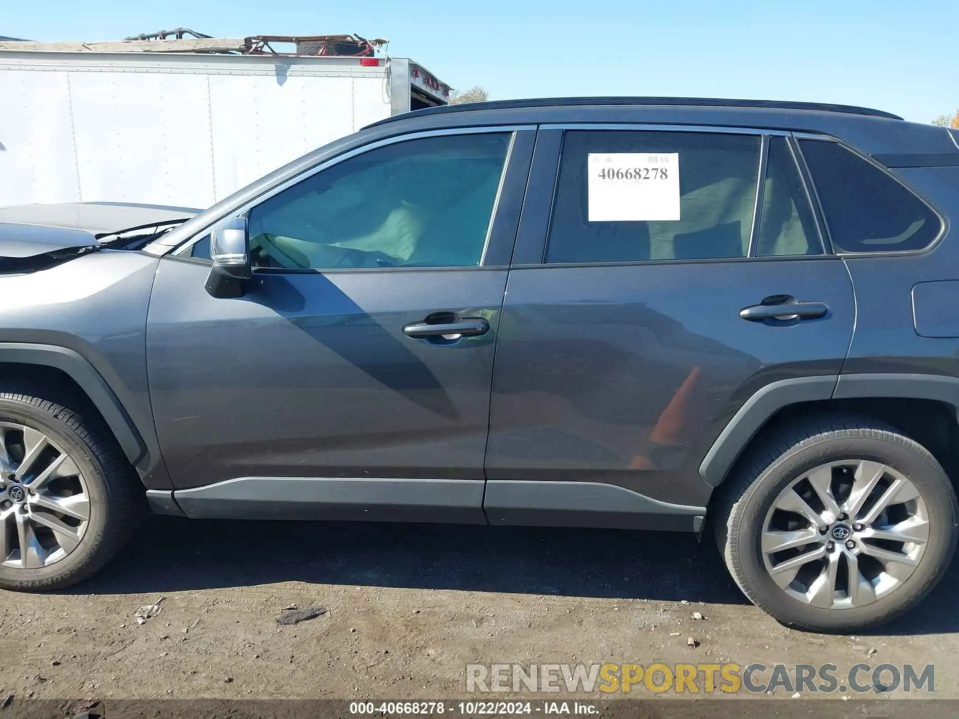 14 fotografías del automóvil dañado 2T3C1RFV2LC057190 TOYOTA RAV4 2020
