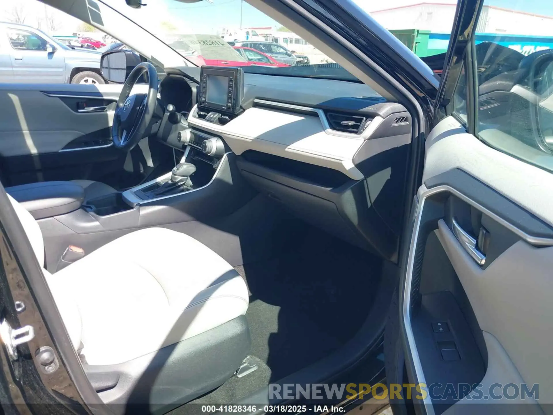 5 fotografías del automóvil dañado 2T3C1RFV3LC049230 TOYOTA RAV4 2020