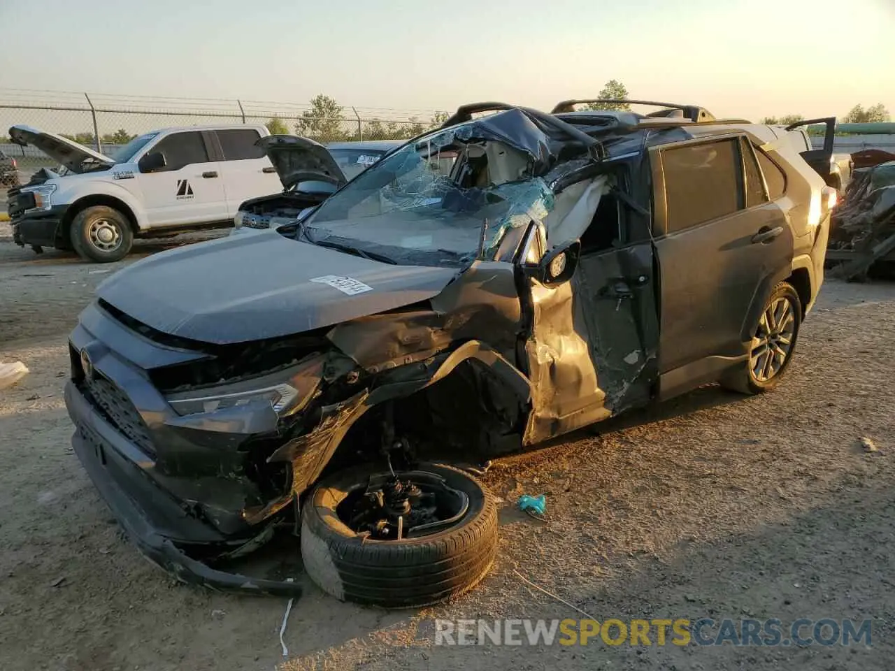 1 fotografías del automóvil dañado 2T3C1RFV3LW081805 TOYOTA RAV4 2020
