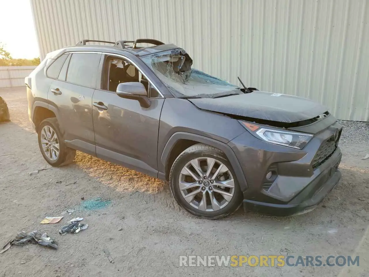 4 fotografías del automóvil dañado 2T3C1RFV3LW081805 TOYOTA RAV4 2020