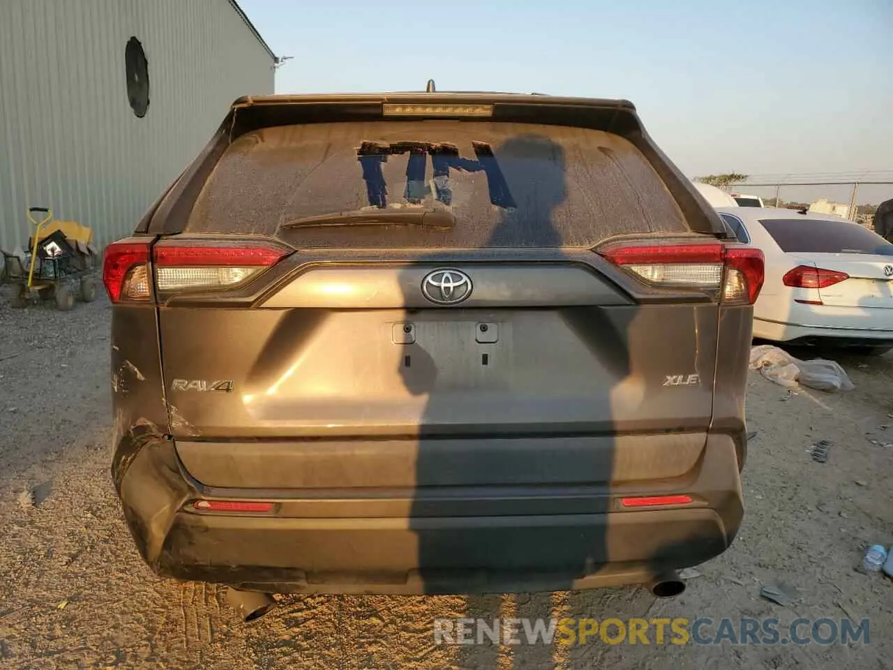 6 fotografías del automóvil dañado 2T3C1RFV3LW081805 TOYOTA RAV4 2020