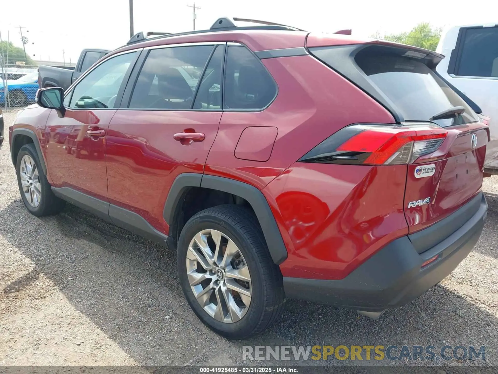 3 fotografías del automóvil dañado 2T3C1RFV3LW083439 TOYOTA RAV4 2020