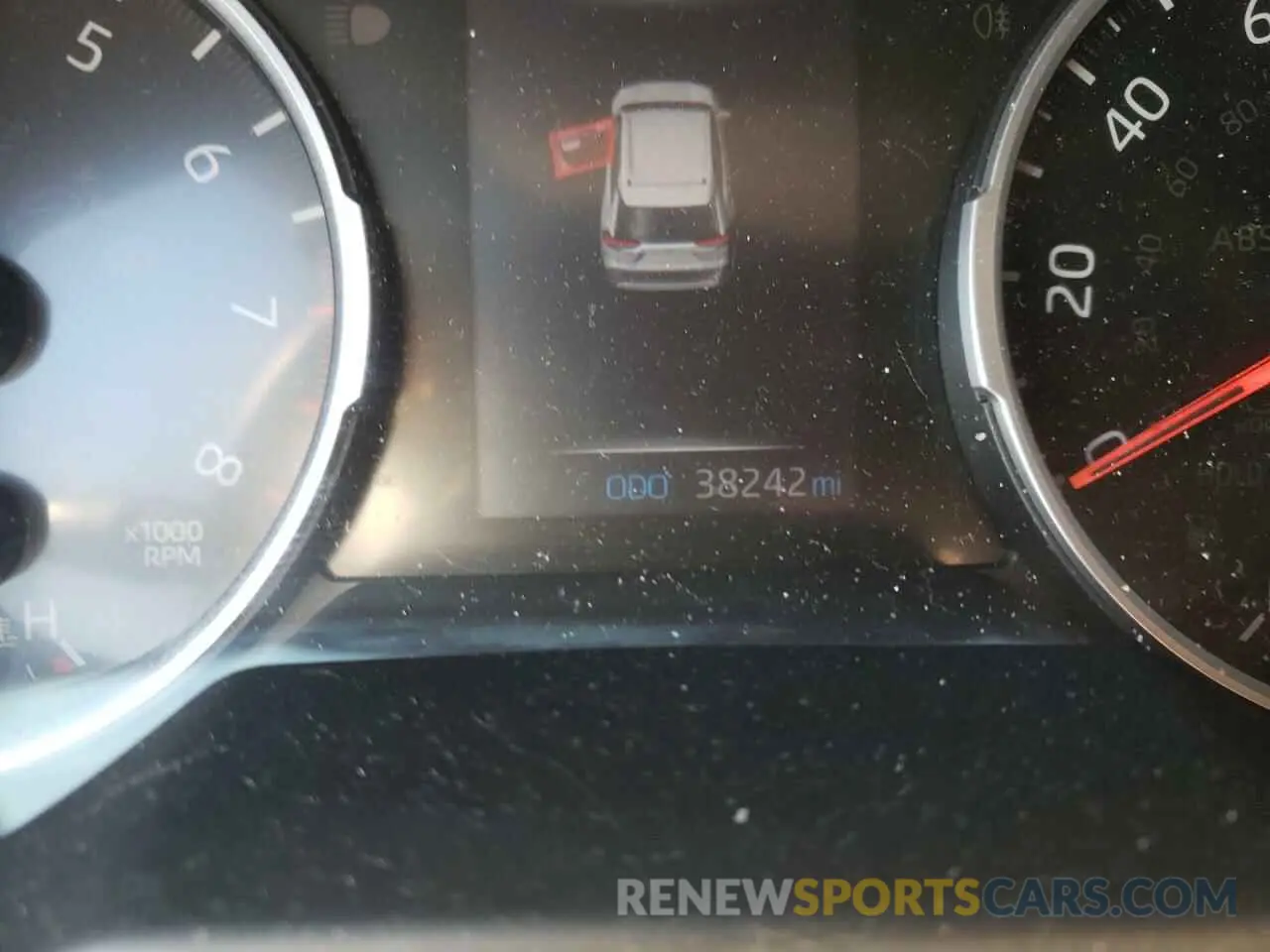 8 fotografías del automóvil dañado 2T3C1RFV6LW079157 TOYOTA RAV4 2020
