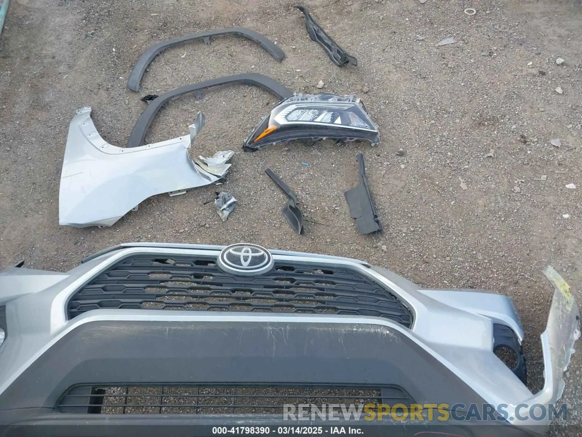 12 fotografías del automóvil dañado 2T3C1RFV7LC037467 TOYOTA RAV4 2020