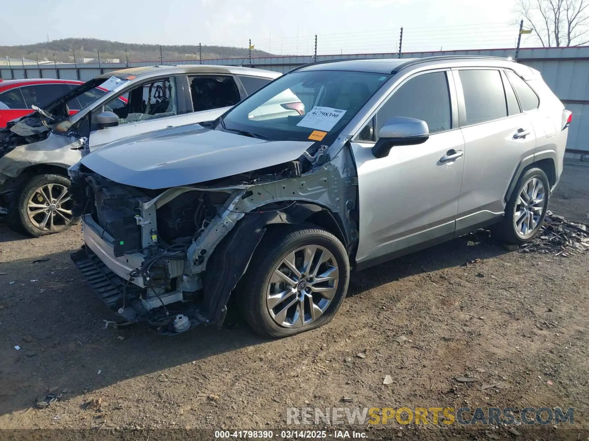 2 fotografías del automóvil dañado 2T3C1RFV7LC037467 TOYOTA RAV4 2020