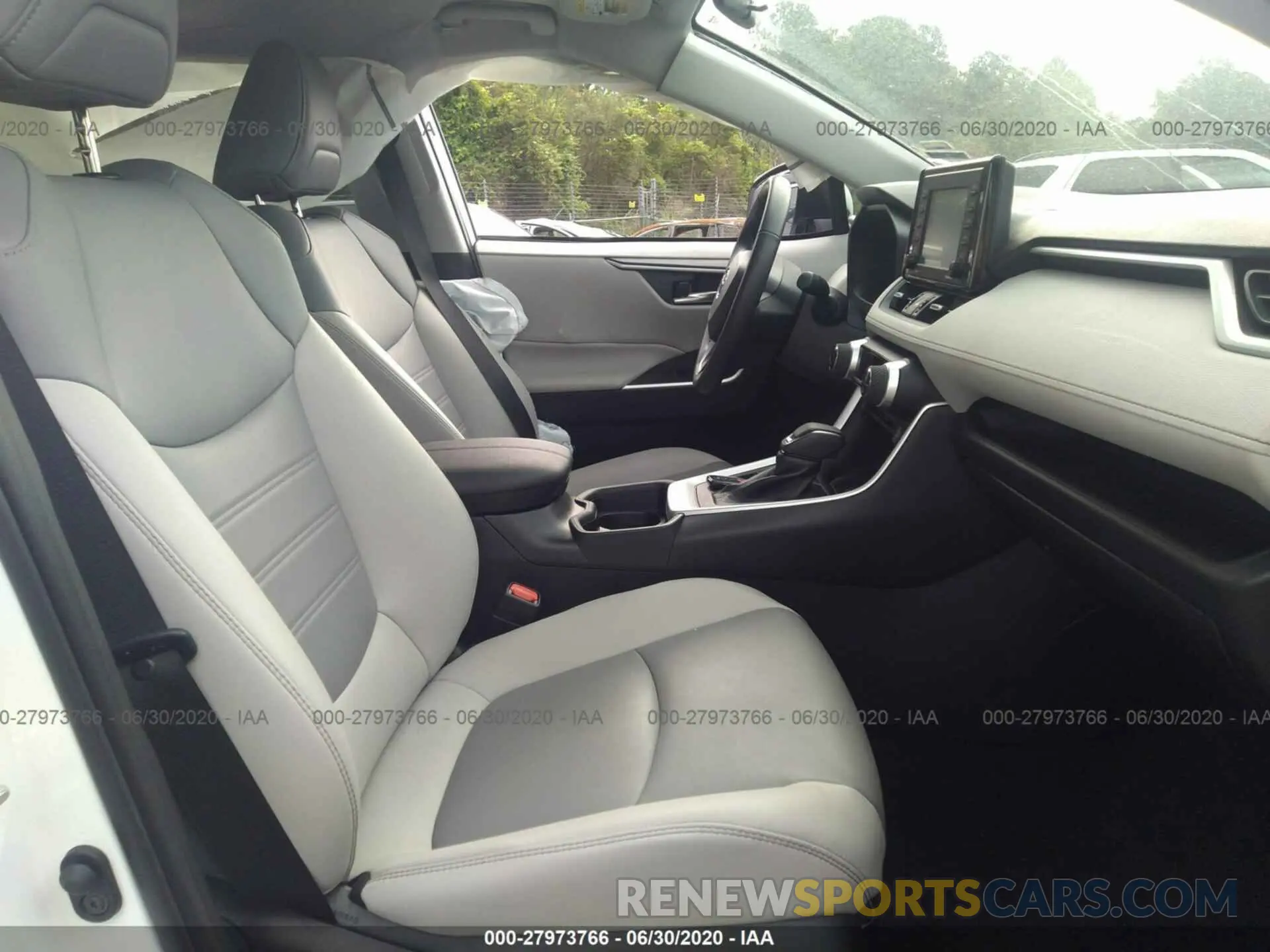 5 fotografías del automóvil dañado 2T3C1RFV7LC039266 TOYOTA RAV4 2020