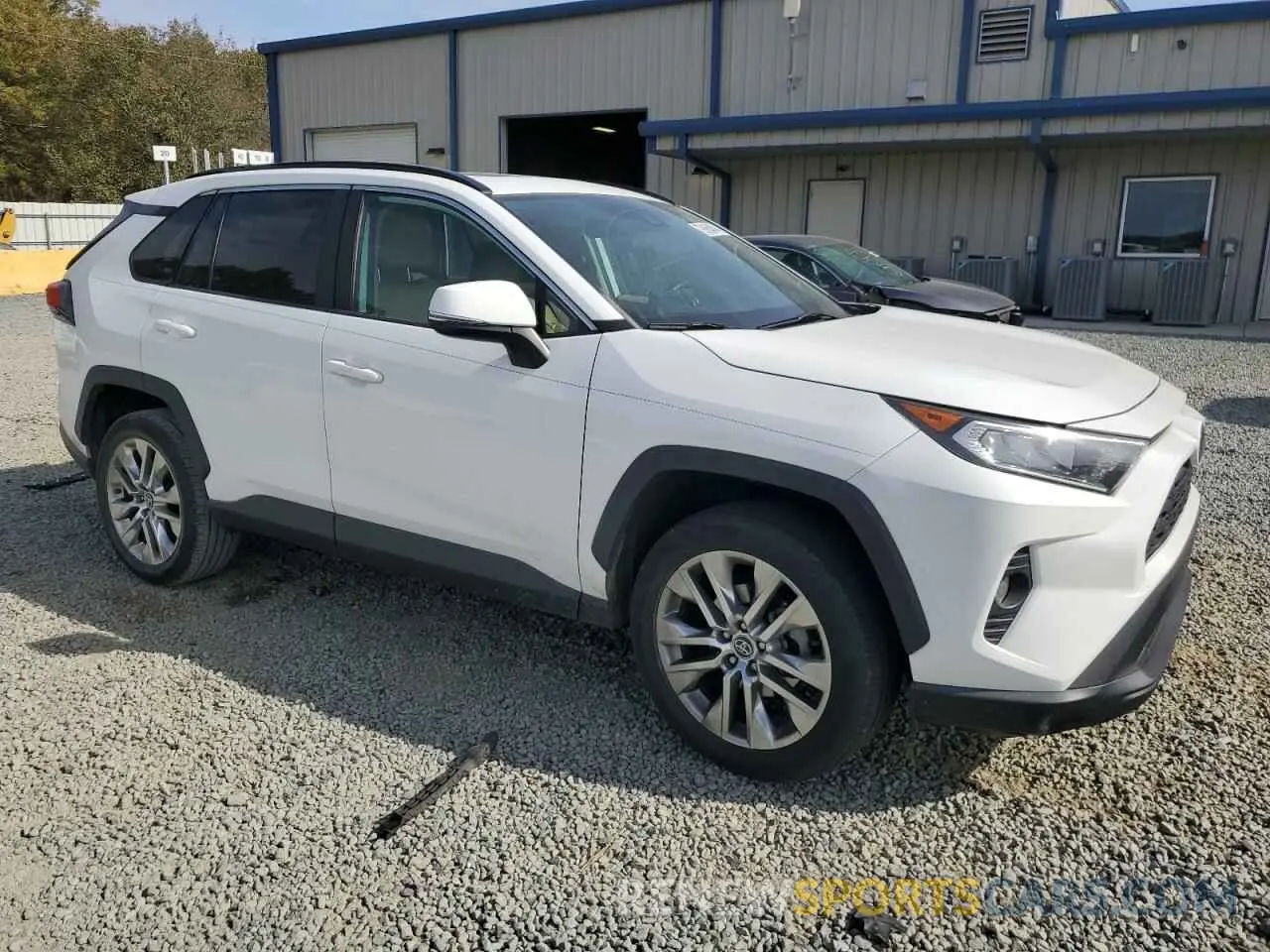 4 fotografías del automóvil dañado 2T3C1RFV7LW060004 TOYOTA RAV4 2020