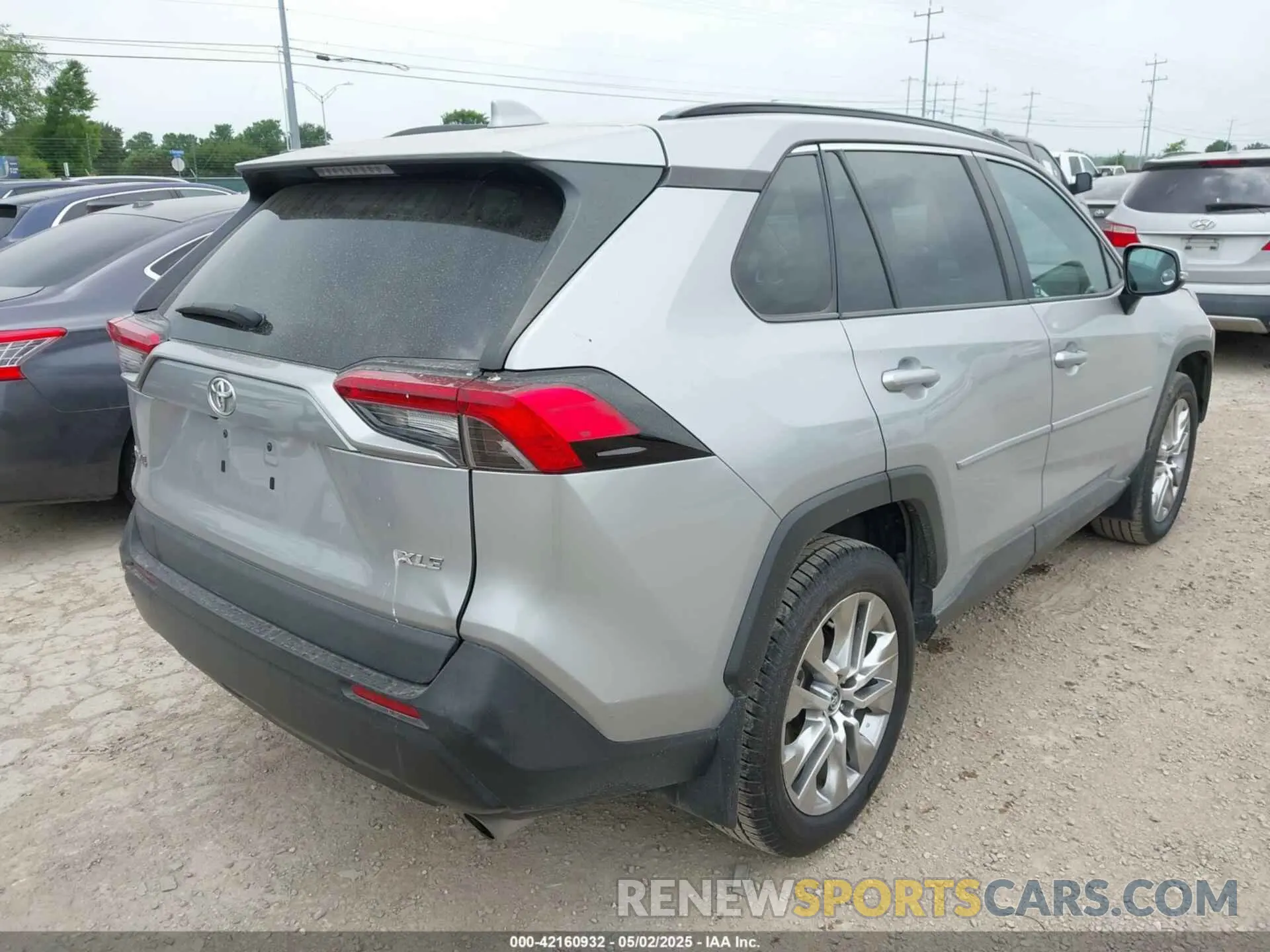 4 fotografías del automóvil dañado 2T3C1RFV7LW090037 TOYOTA RAV4 2020