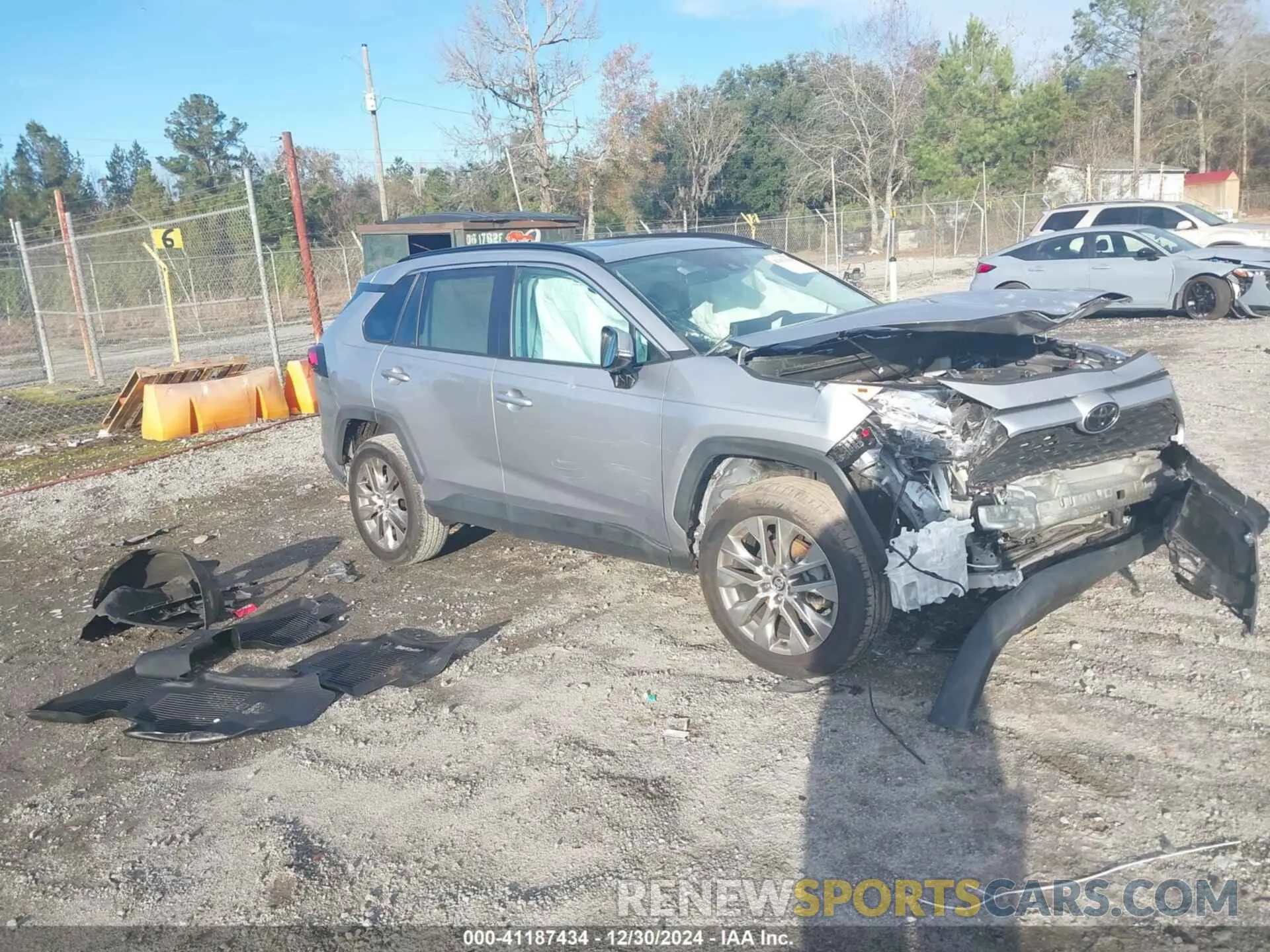 1 fotografías del automóvil dañado 2T3C1RFV8LC058246 TOYOTA RAV4 2020