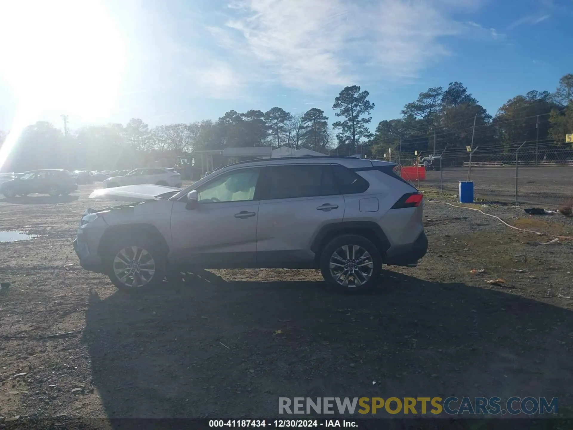 13 fotografías del automóvil dañado 2T3C1RFV8LC058246 TOYOTA RAV4 2020