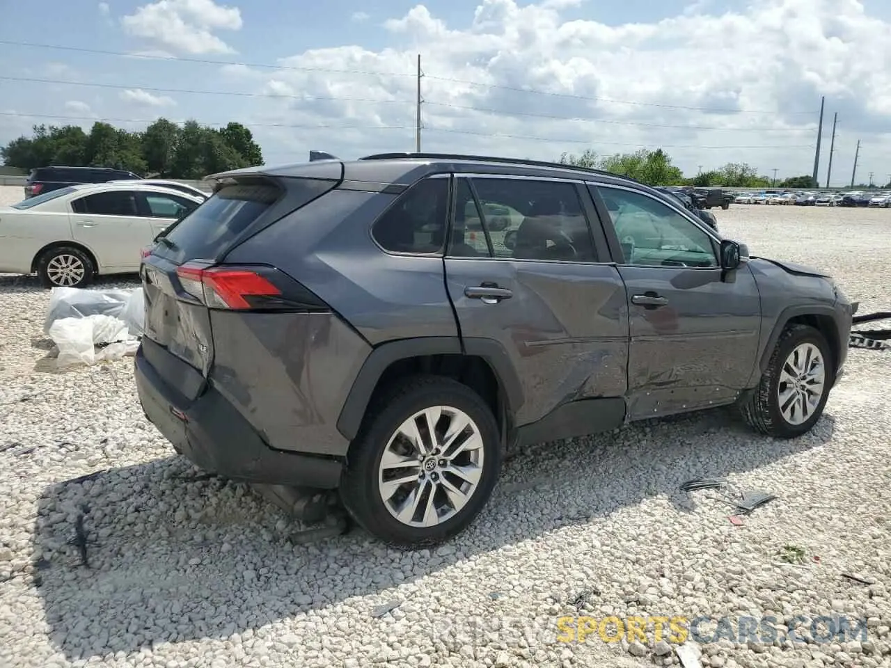 3 fotografías del automóvil dañado 2T3C1RFV9LW086698 TOYOTA RAV4 2020