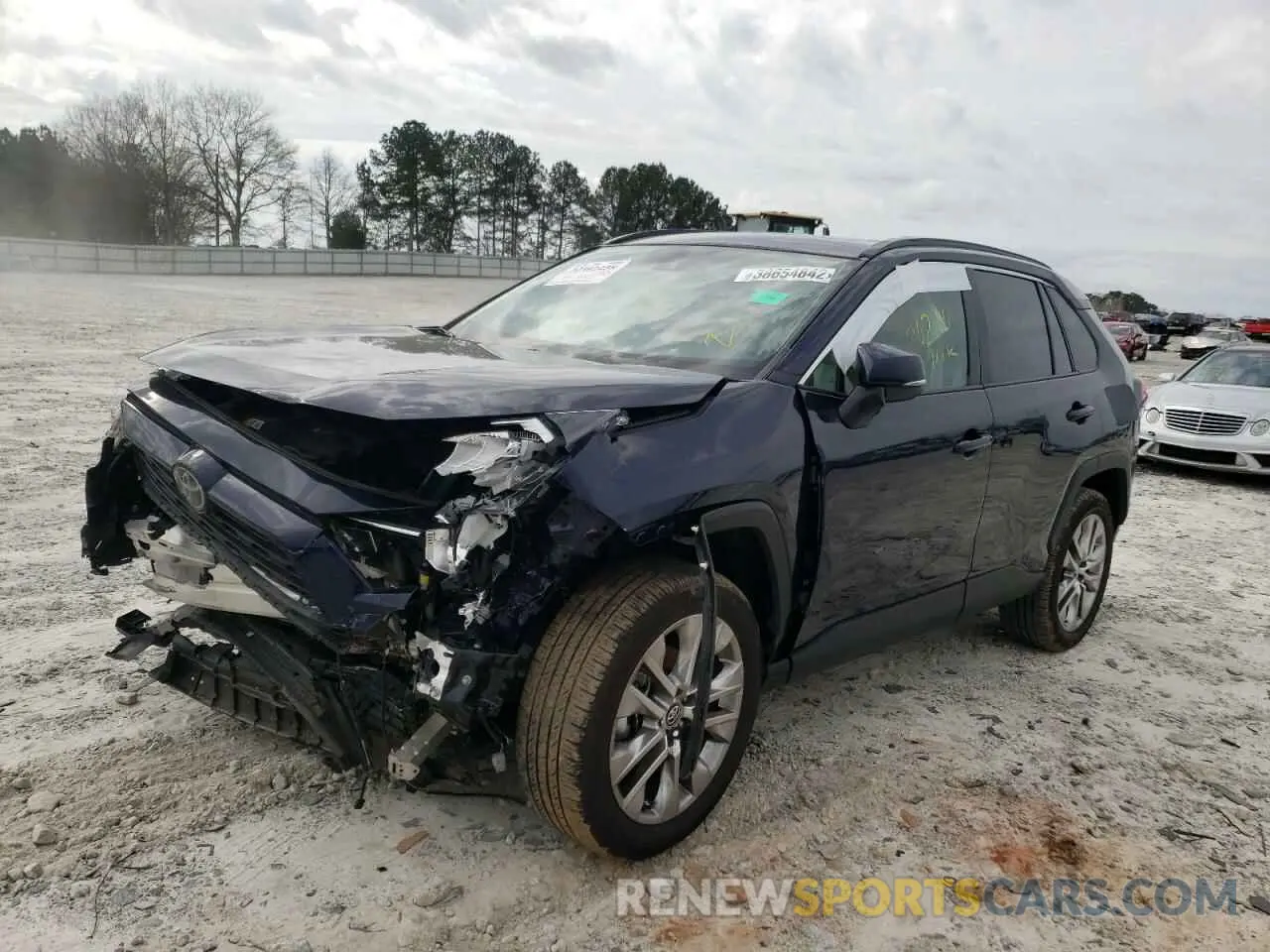 2 fotografías del automóvil dañado 2T3C1RFVXLC077932 TOYOTA RAV4 2020