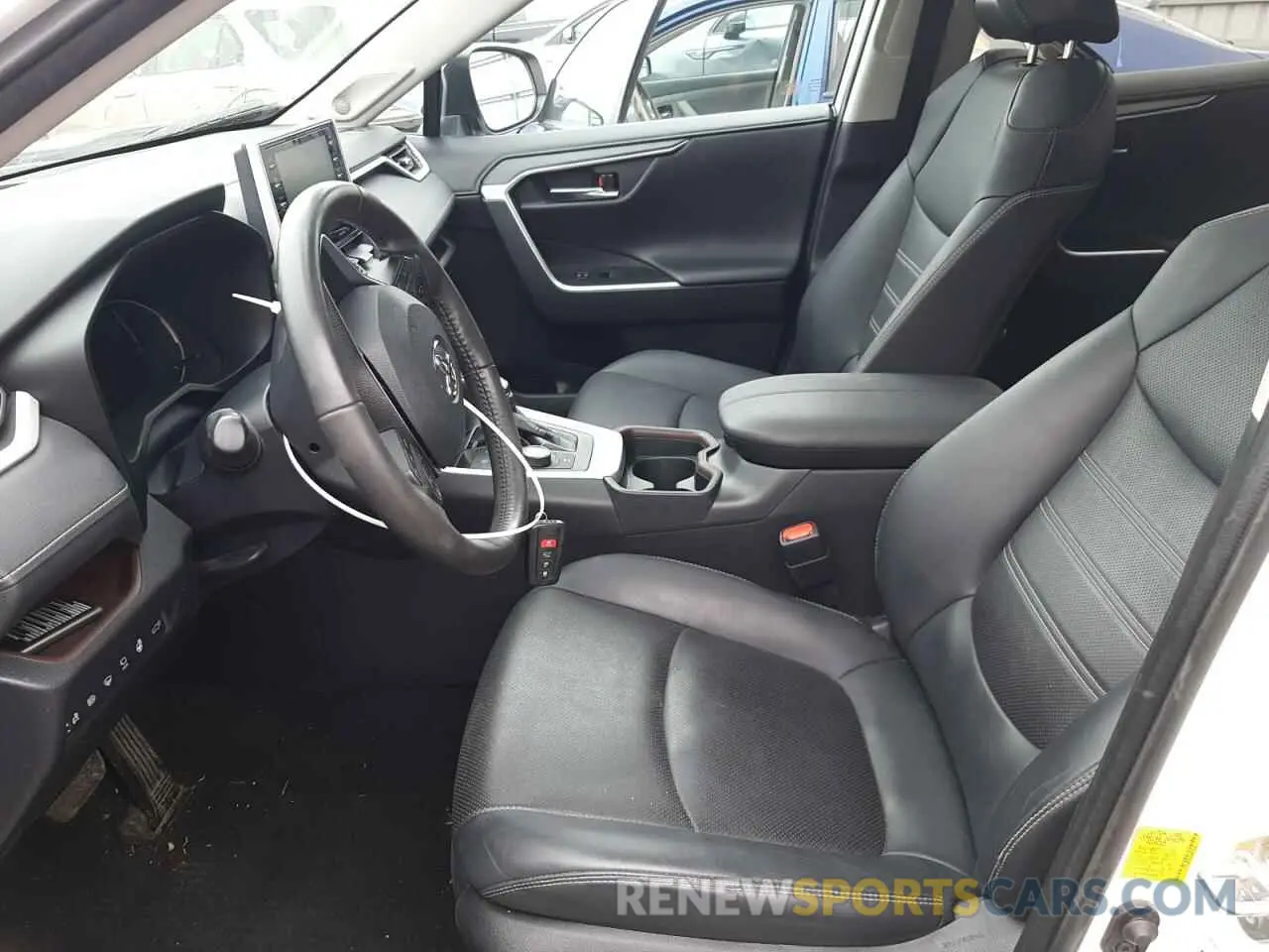 7 fotografías del automóvil dañado 2T3DWRFV2LW057260 TOYOTA RAV4 2020