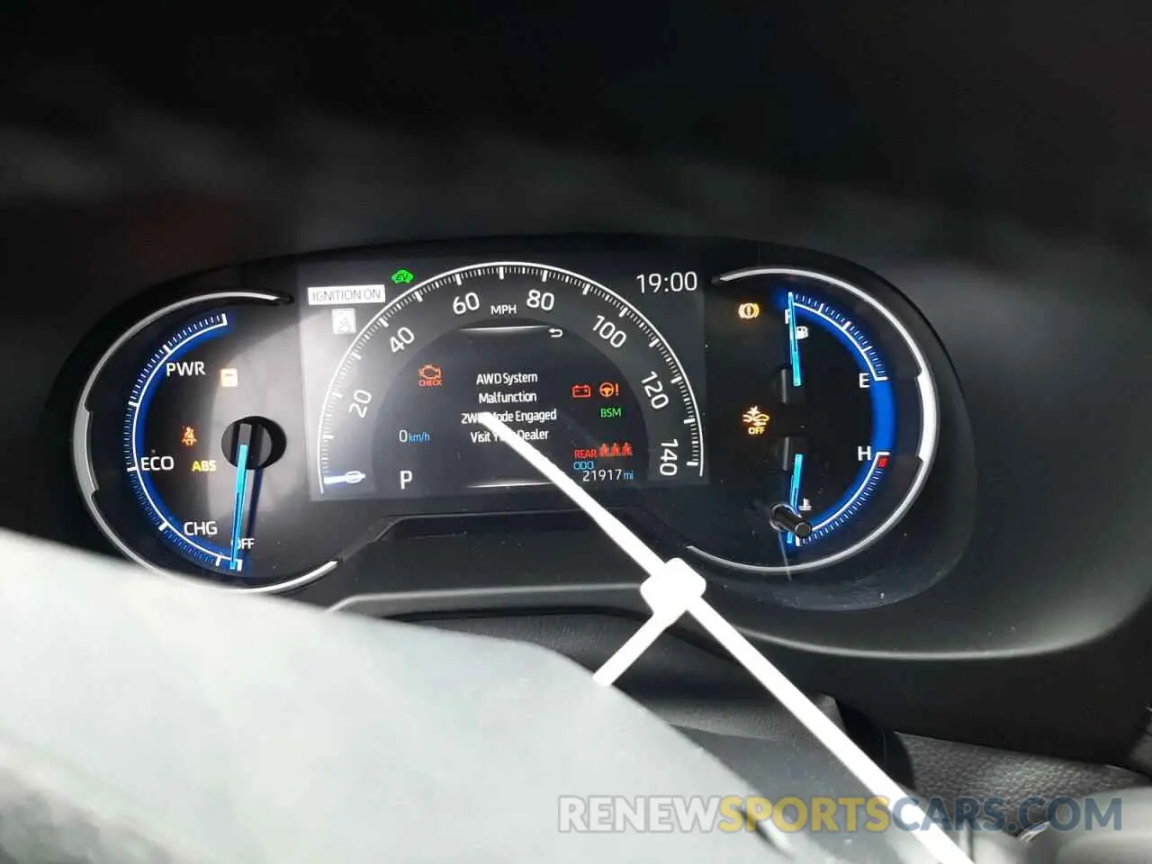 9 fotografías del automóvil dañado 2T3DWRFV2LW057260 TOYOTA RAV4 2020