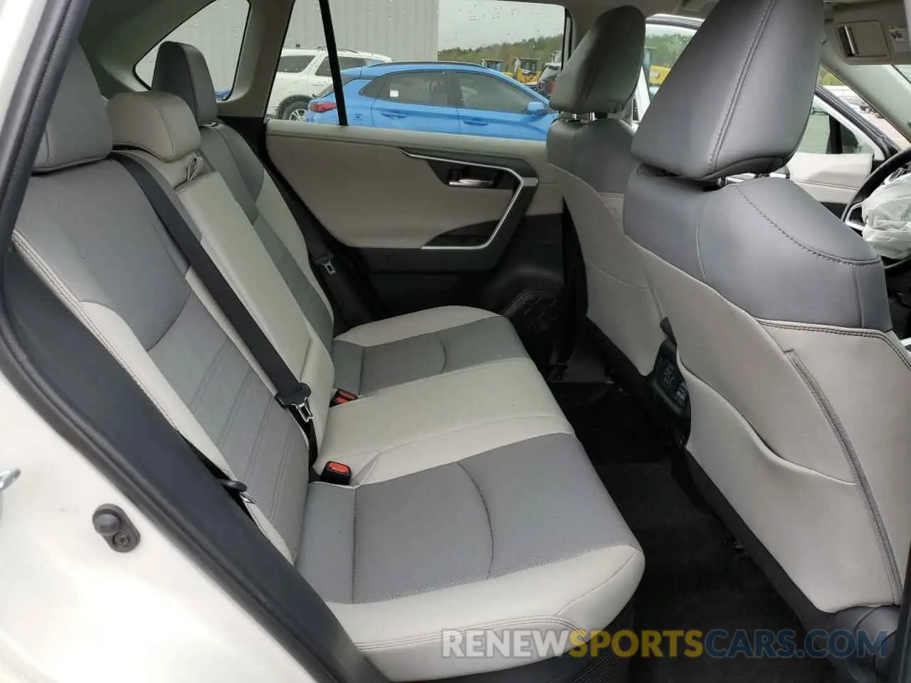 11 fotografías del automóvil dañado 2T3DWRFV5LW061691 TOYOTA RAV4 2020