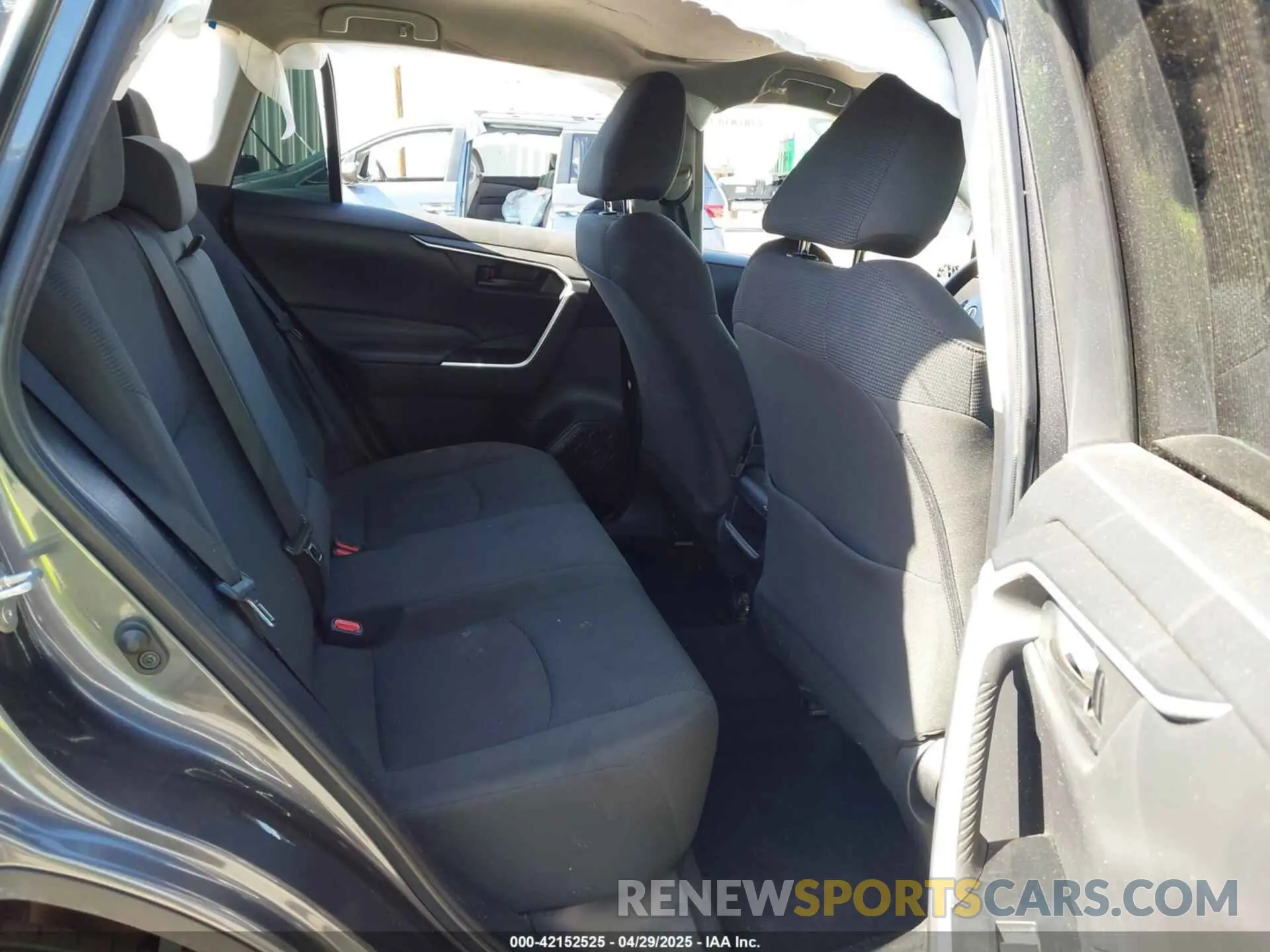 8 fotografías del automóvil dañado 2T3F1RFV2LC115473 TOYOTA RAV4 2020