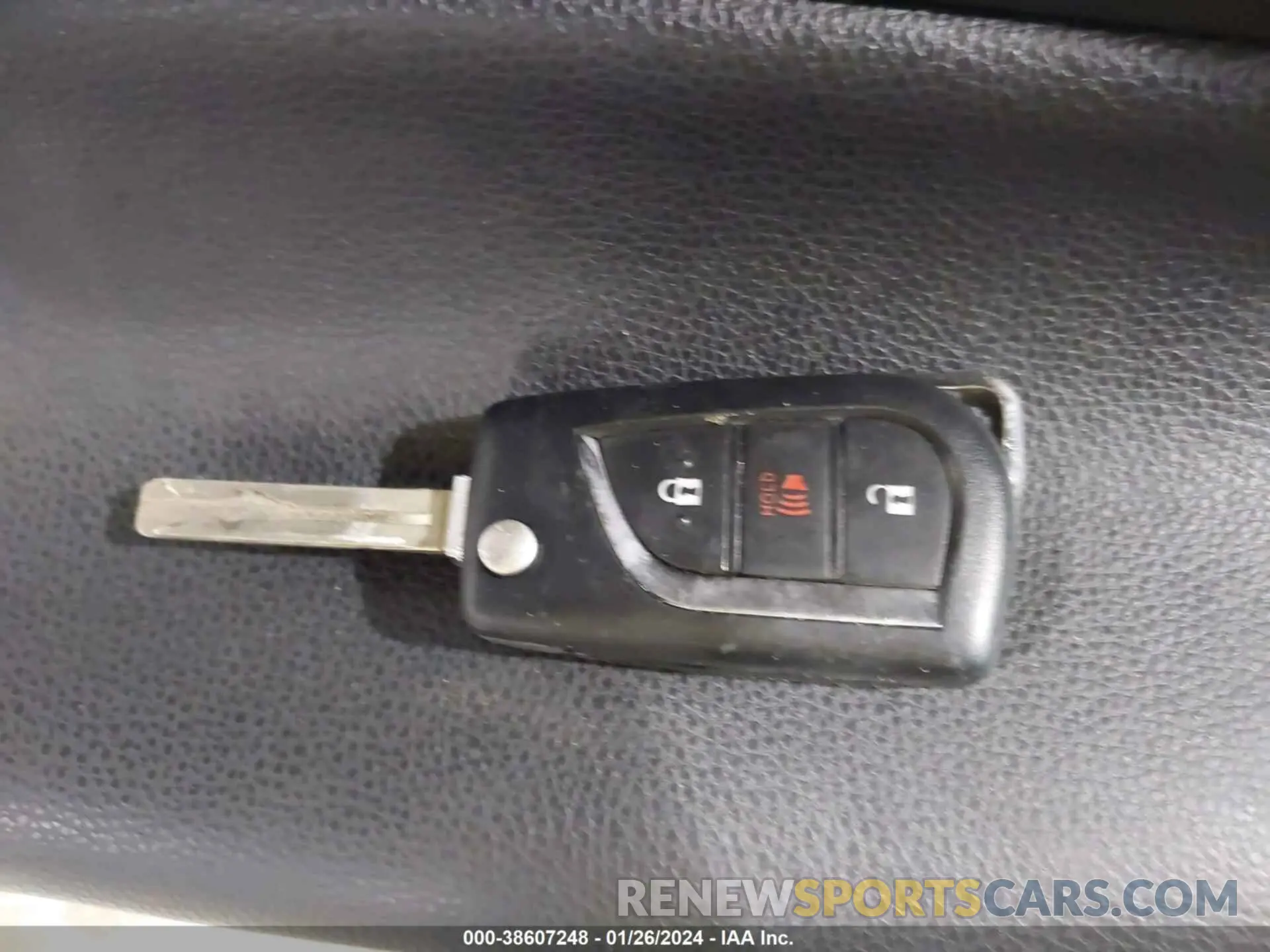 11 fotografías del automóvil dañado 2T3F1RFV4LC087403 TOYOTA RAV4 2020
