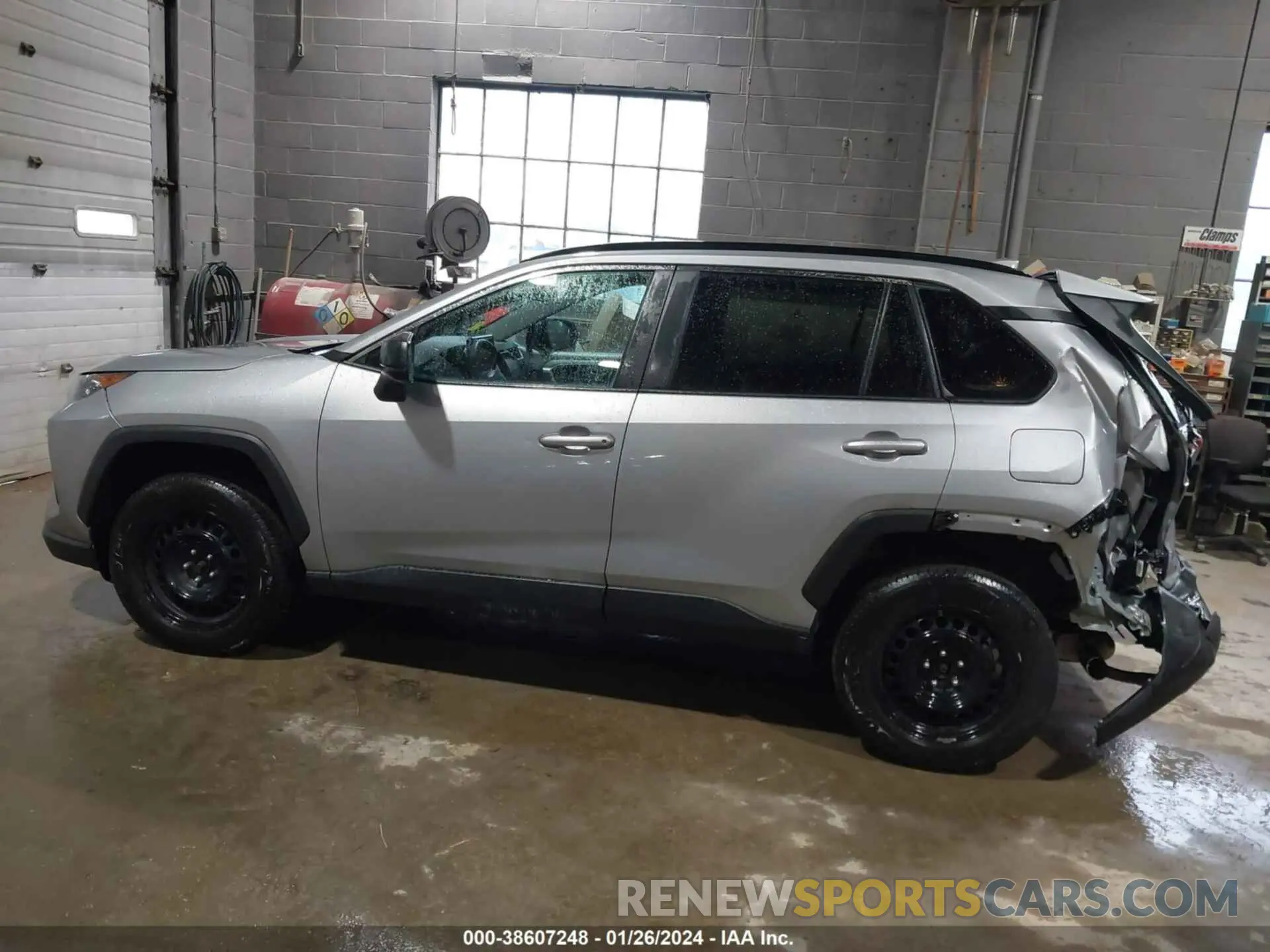 15 fotografías del automóvil dañado 2T3F1RFV4LC087403 TOYOTA RAV4 2020
