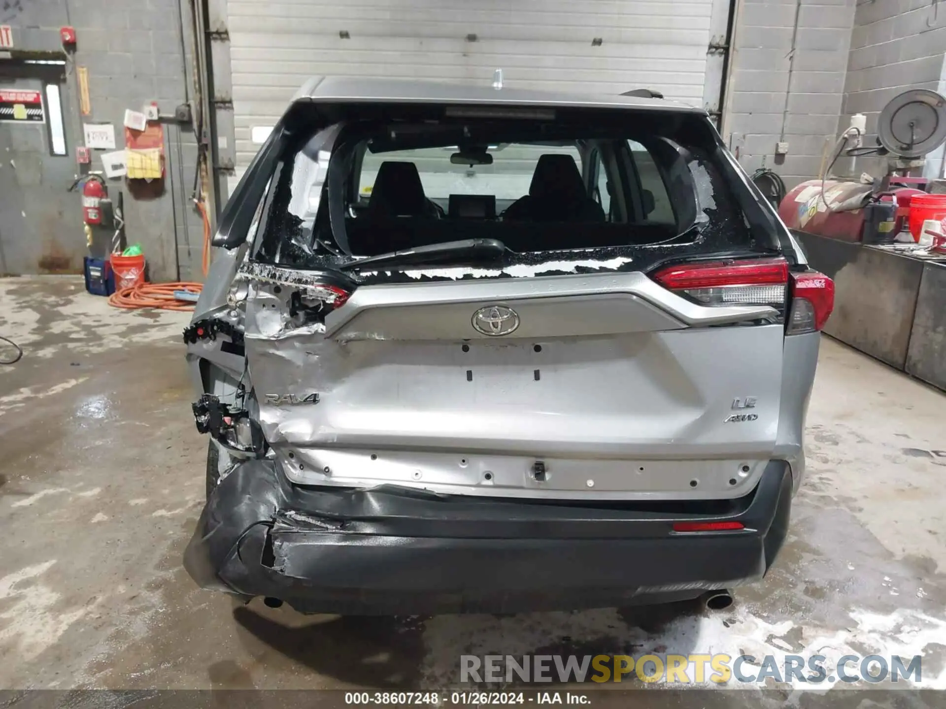 17 fotografías del automóvil dañado 2T3F1RFV4LC087403 TOYOTA RAV4 2020