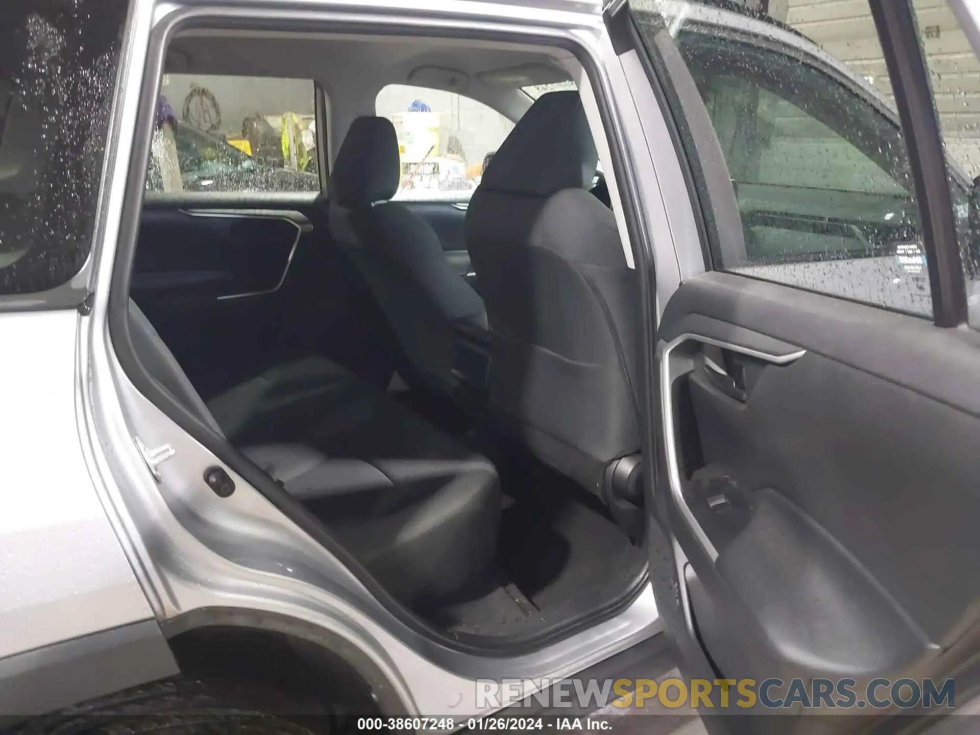 8 fotografías del automóvil dañado 2T3F1RFV4LC087403 TOYOTA RAV4 2020