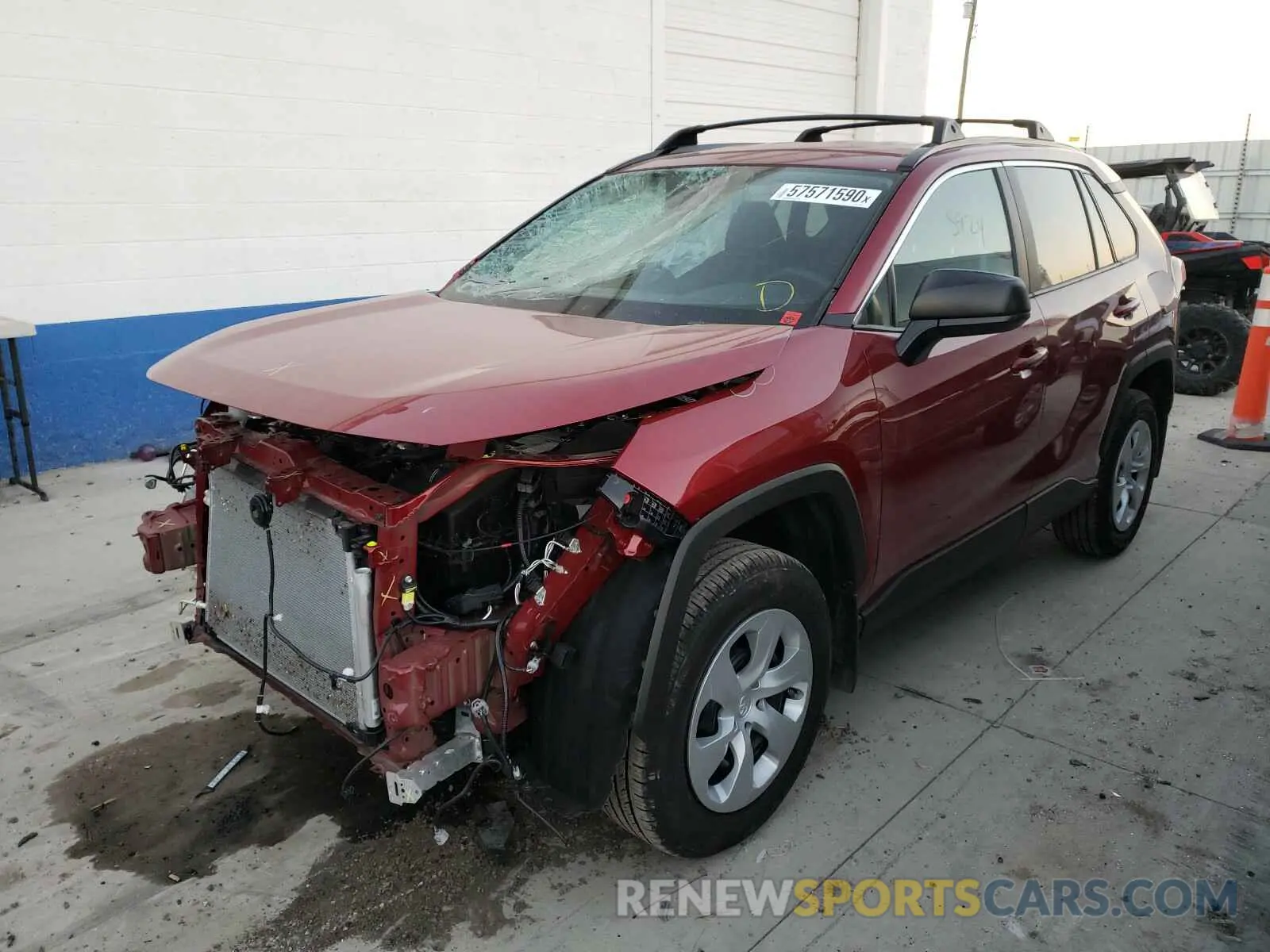 2 fotografías del automóvil dañado 2T3F1RFV4LC116026 TOYOTA RAV4 2020