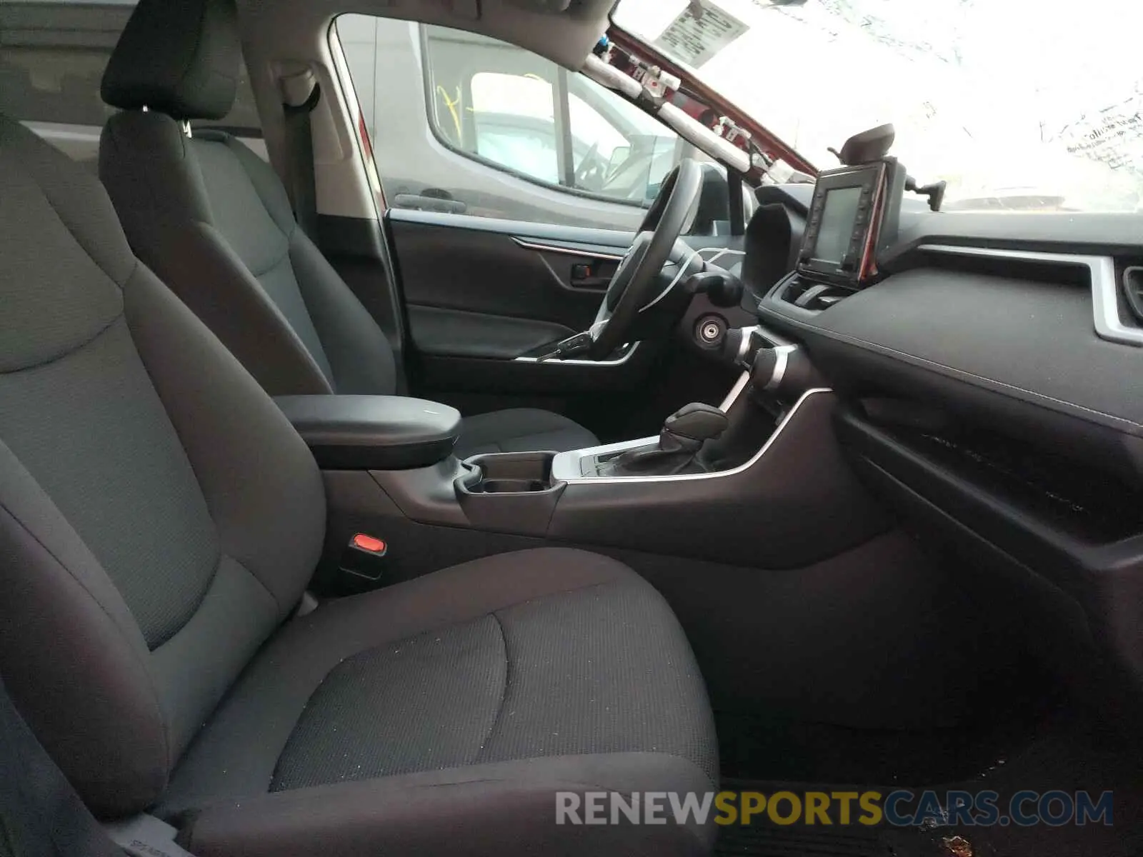 5 fotografías del automóvil dañado 2T3F1RFV4LC116026 TOYOTA RAV4 2020