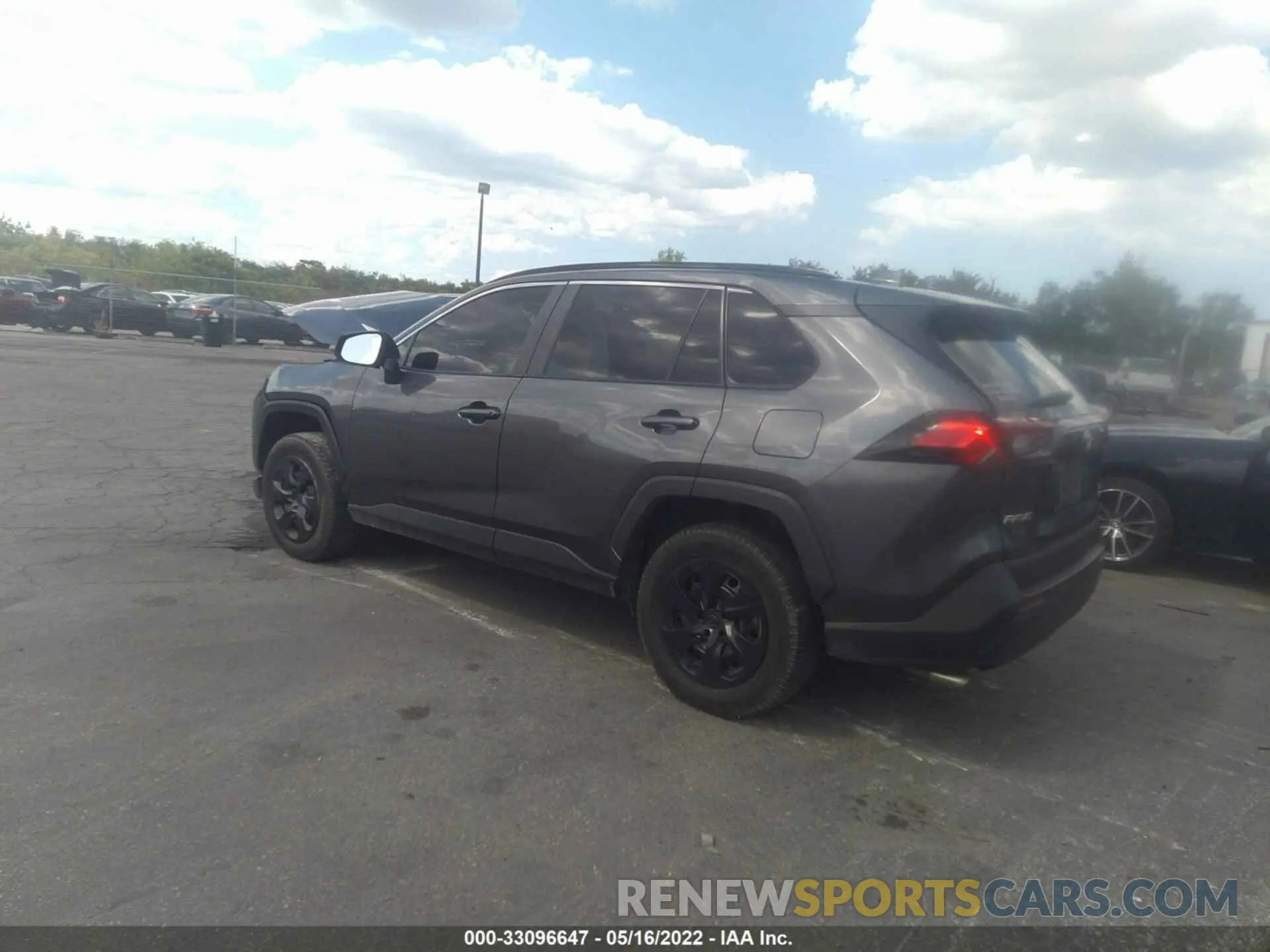 3 fotografías del automóvil dañado 2T3F1RFV4LC117483 TOYOTA RAV4 2020