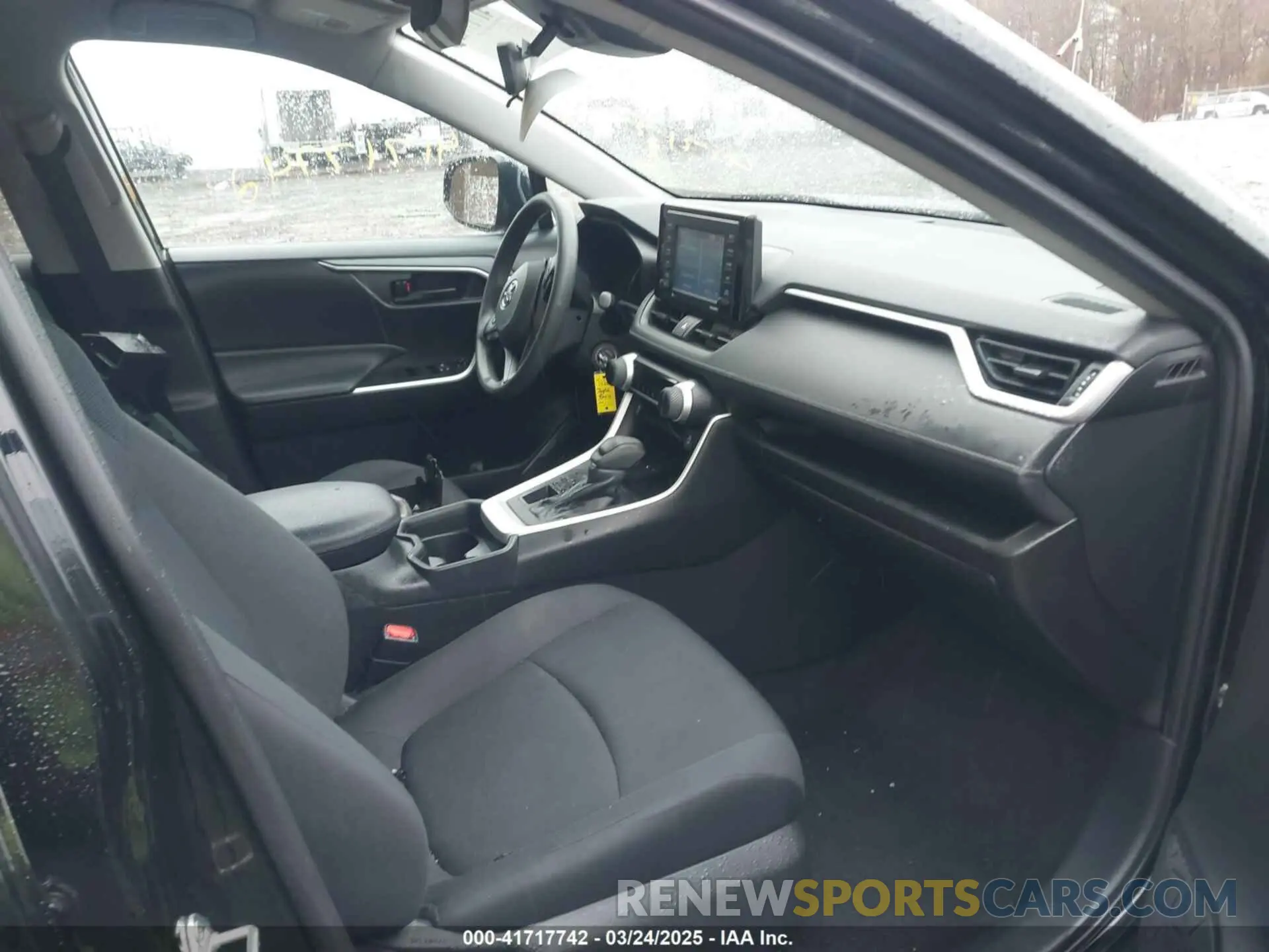 5 fotografías del automóvil dañado 2T3F1RFV4LW085584 TOYOTA RAV4 2020